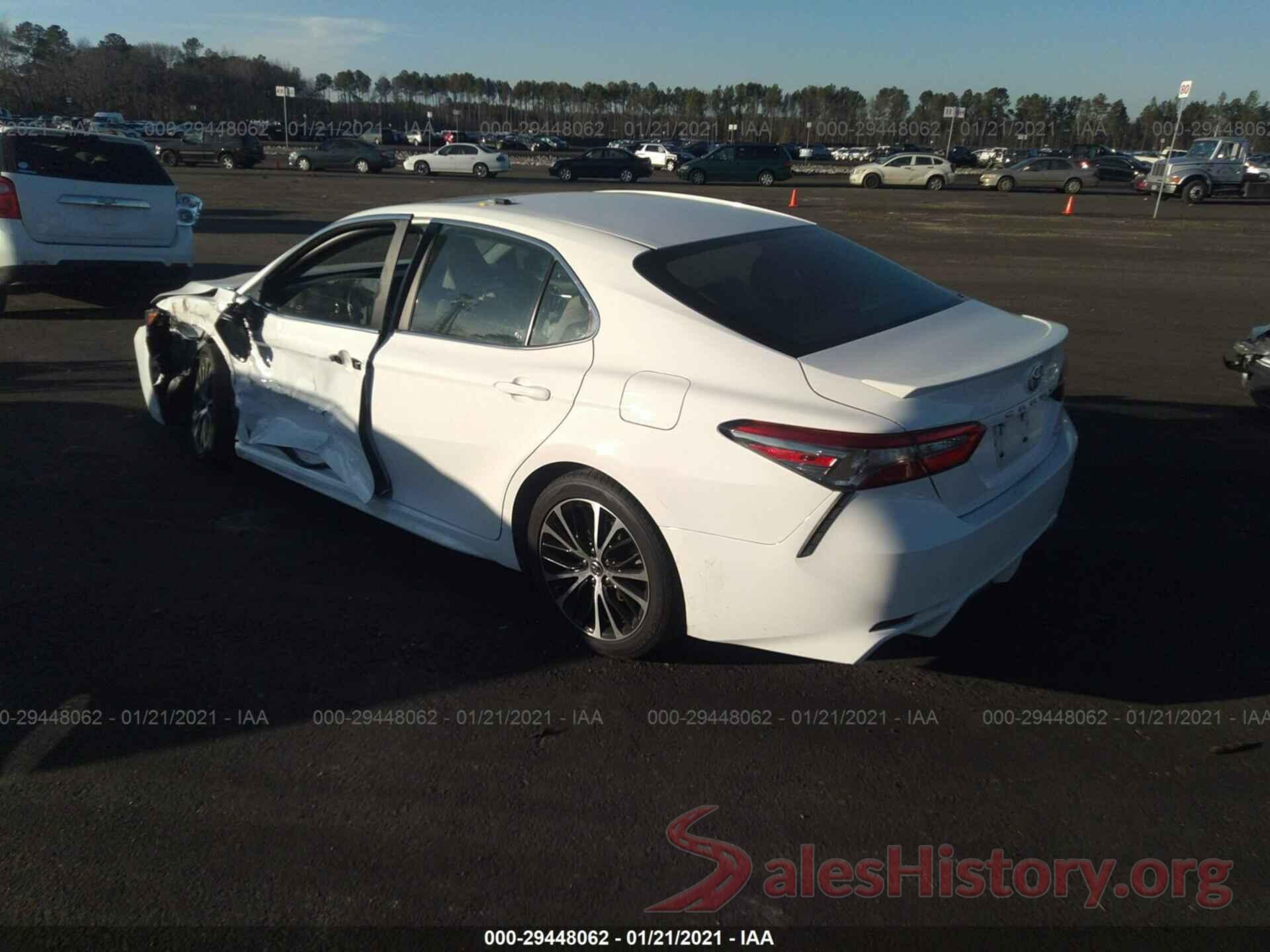 4T1B11HK6JU634243 2018 TOYOTA CAMRY