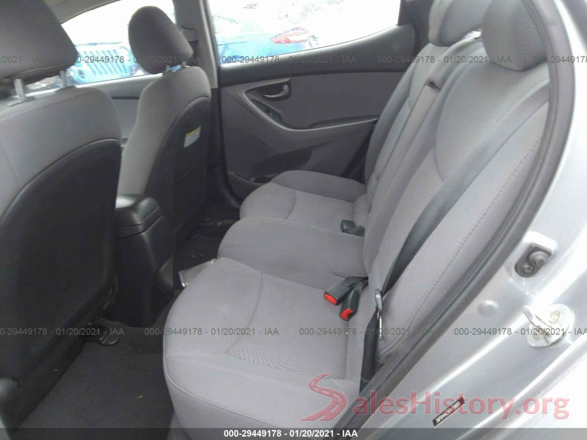 5NPDH4AE8GH758001 2016 HYUNDAI ELANTRA