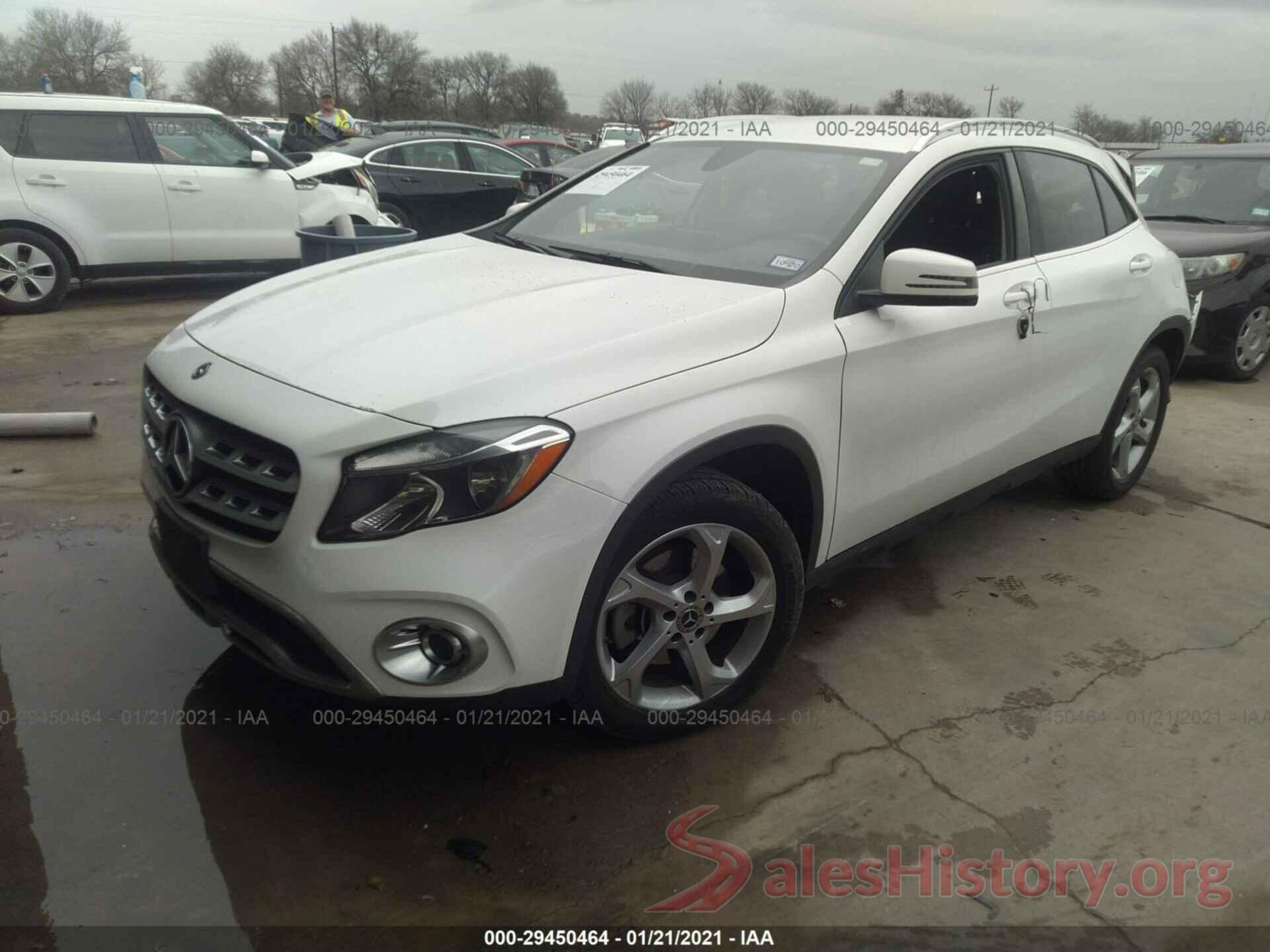 WDCTG4EB5KJ575048 2019 MERCEDES-BENZ GLA