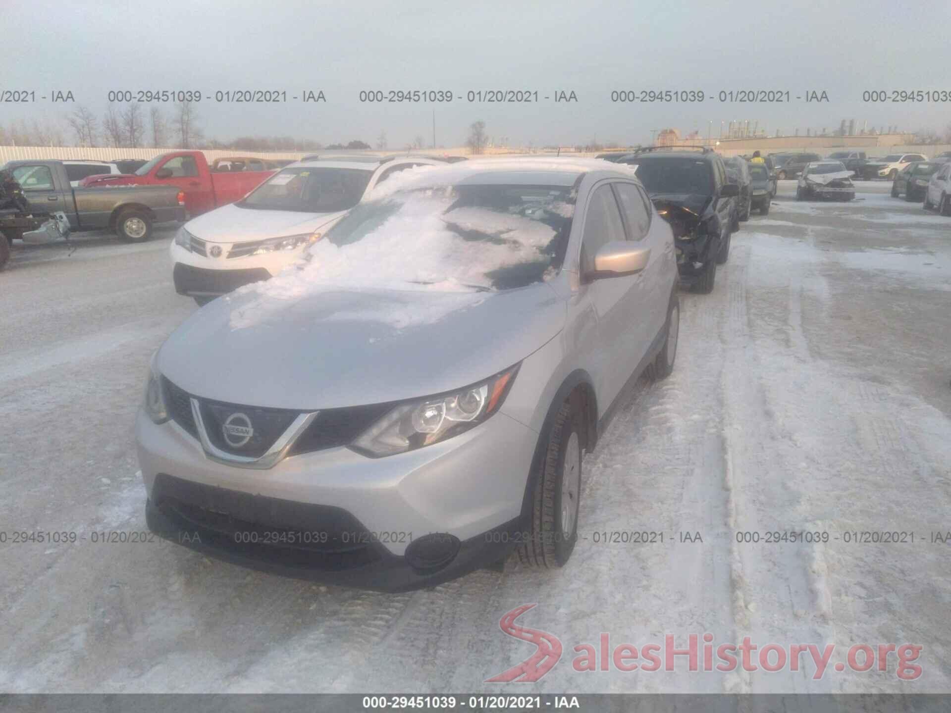 JN1BJ1CR9JW257746 2018 NISSAN ROGUE SPORT