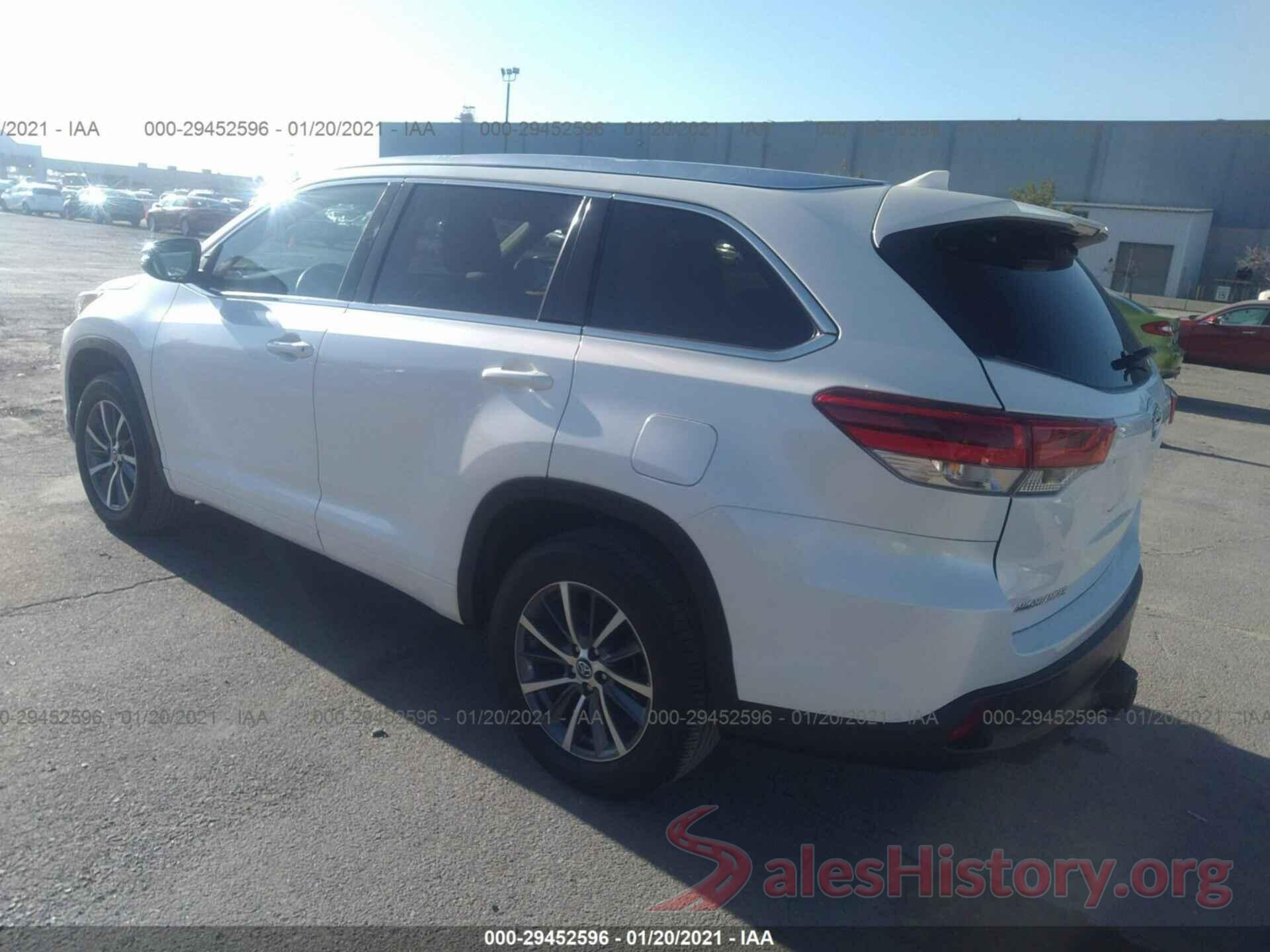 5TDKZRFHXJS273946 2018 TOYOTA HIGHLANDER