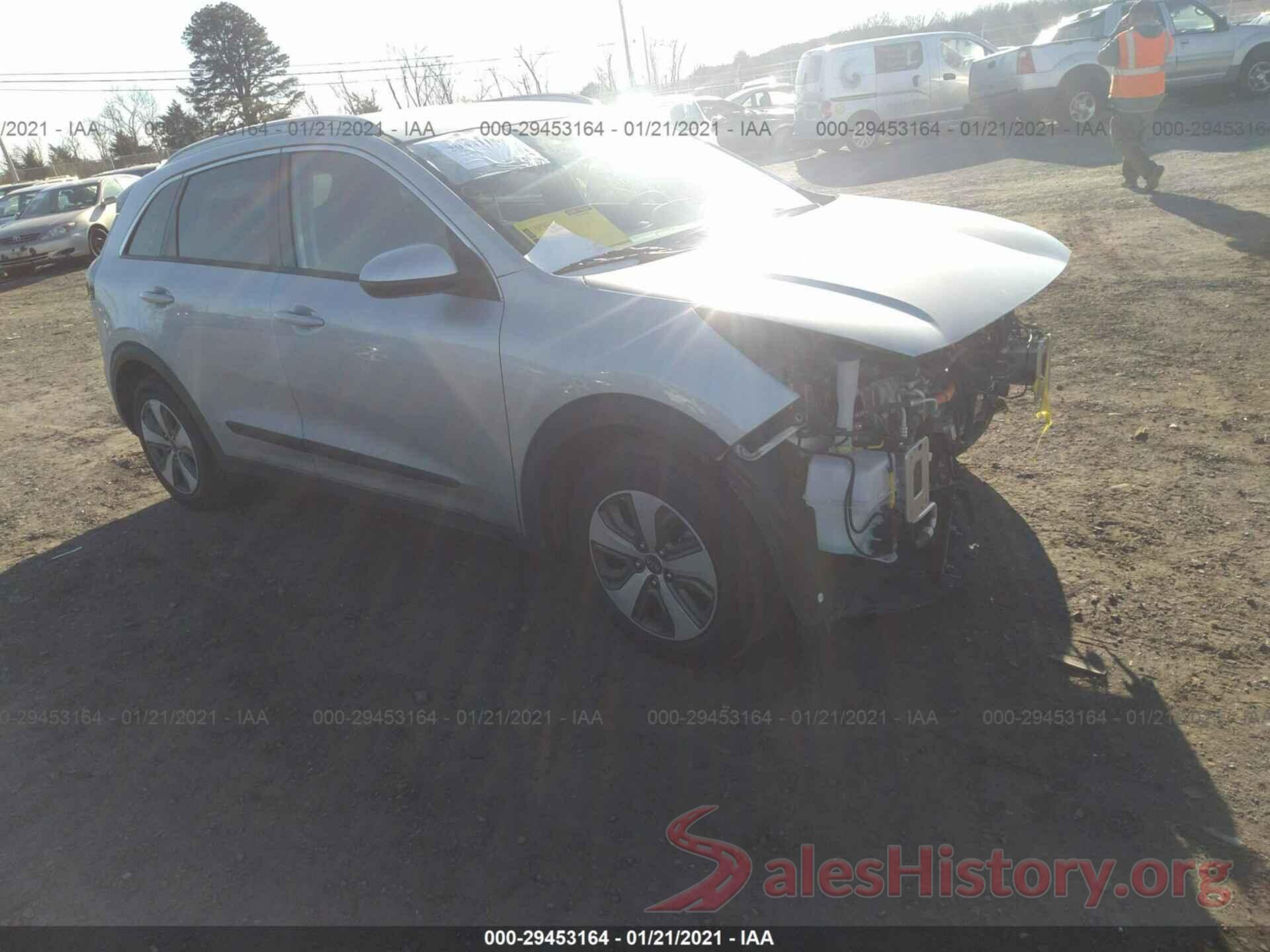 KNDCB3LC4L5398013 2020 KIA NIRO