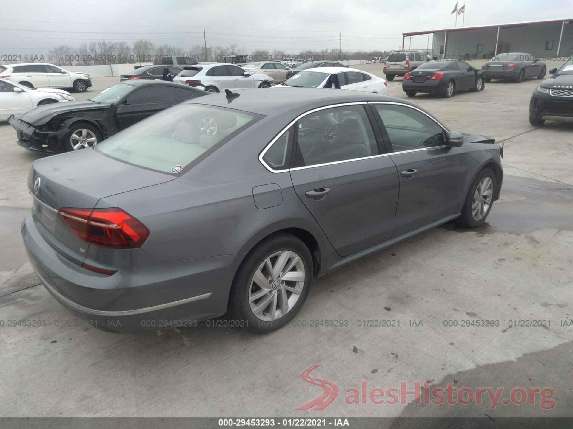 1VWBA7A3XJC008675 2018 VOLKSWAGEN PASSAT