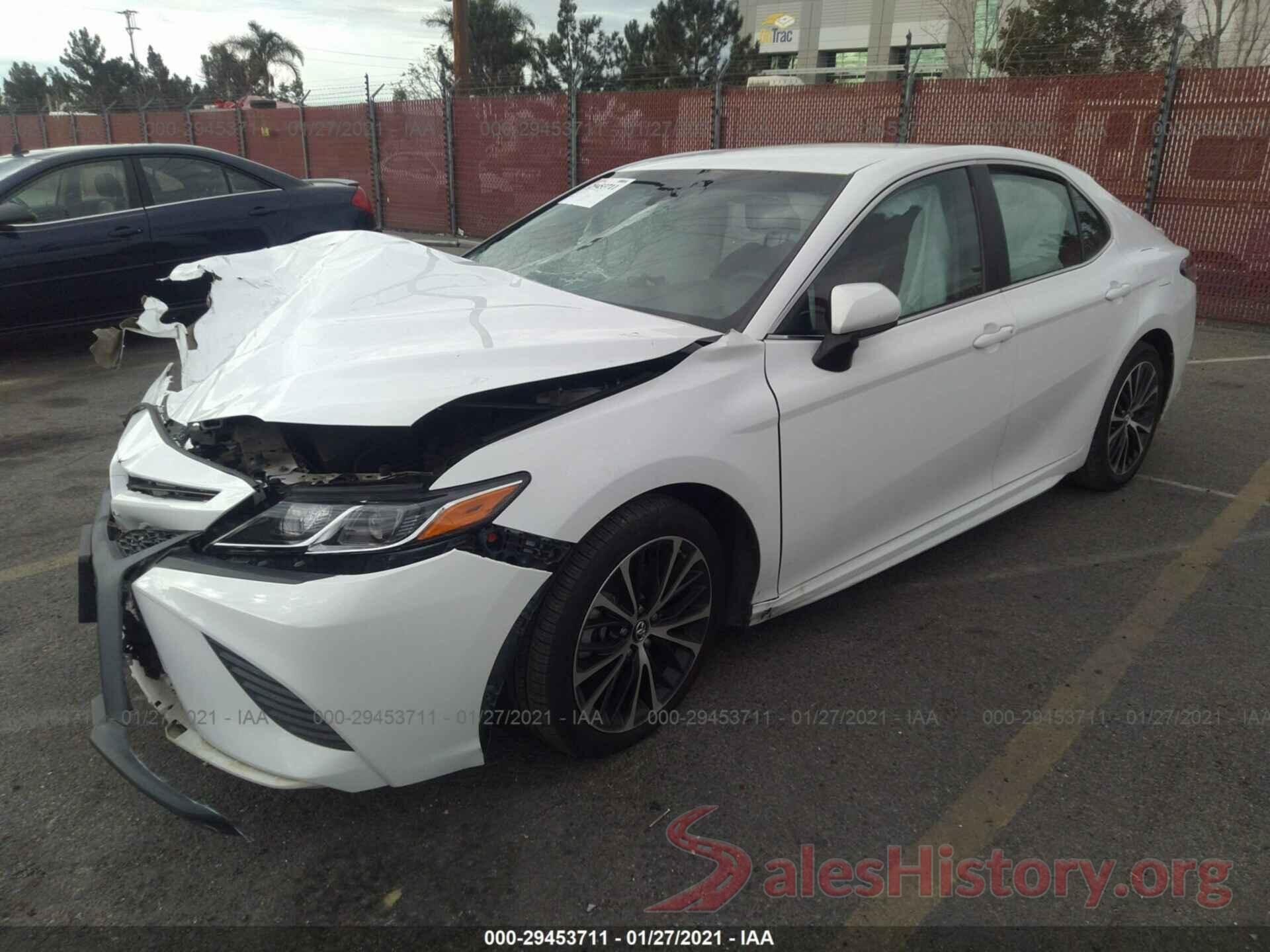 4T1B11HK2JU146164 2018 TOYOTA CAMRY