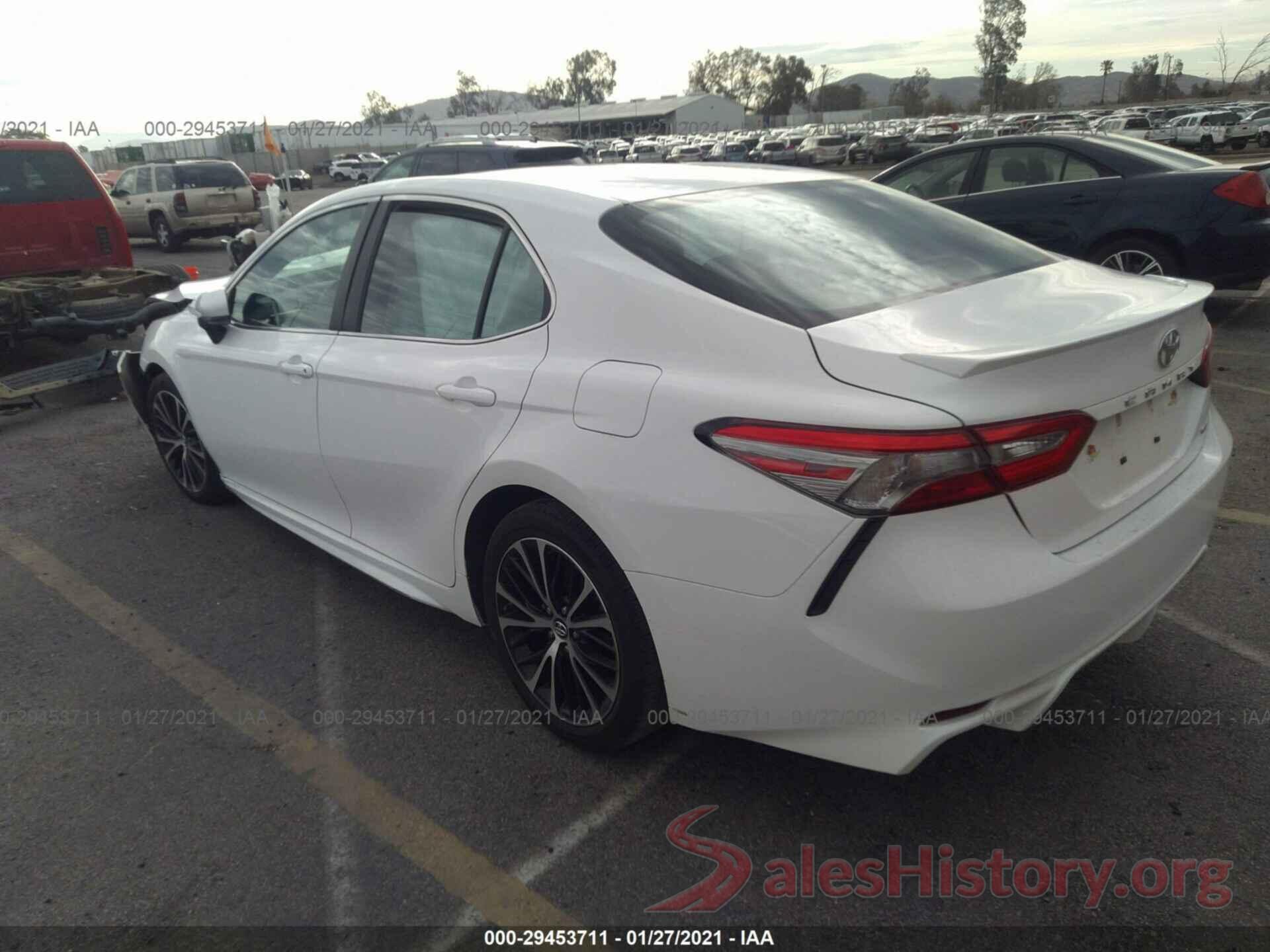 4T1B11HK2JU146164 2018 TOYOTA CAMRY