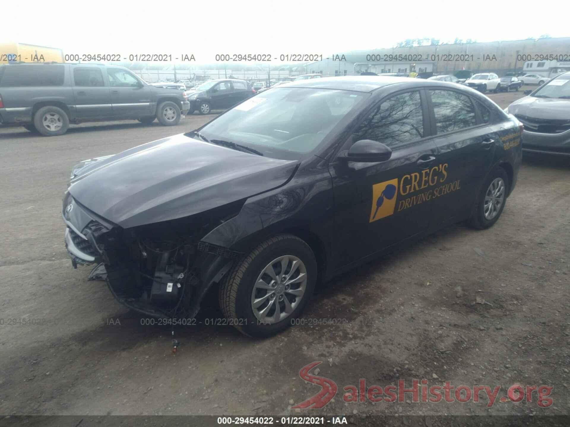 3KPF24ADXKE127068 2019 KIA FORTE