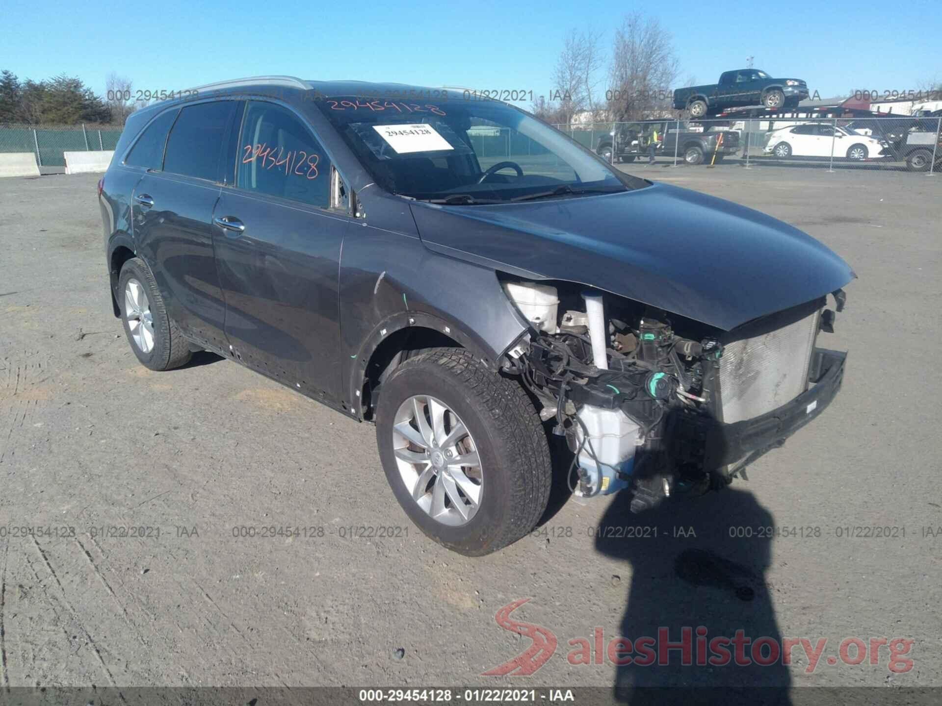 5XYPG4A3XGG103165 2016 KIA SORENTO