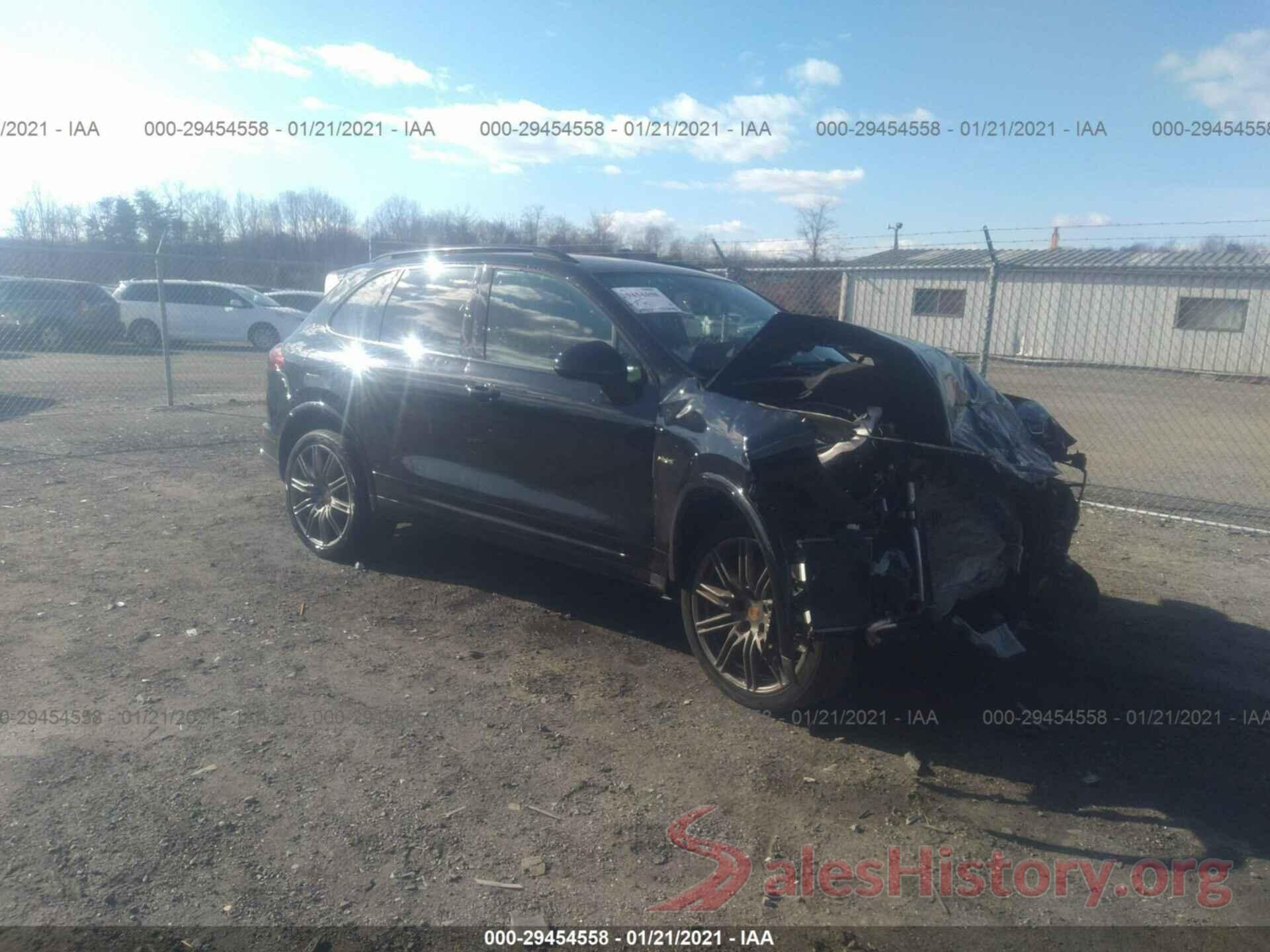 WP1AE2A25HLA76274 2017 PORSCHE CAYENNE