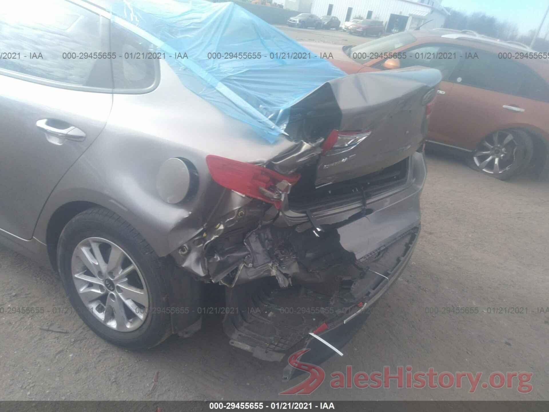 5XXGT4L31JG239642 2018 KIA OPTIMA