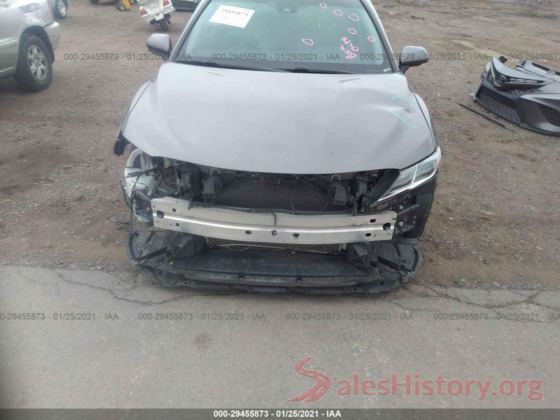 4T1B11HK1JU525673 2018 TOYOTA CAMRY