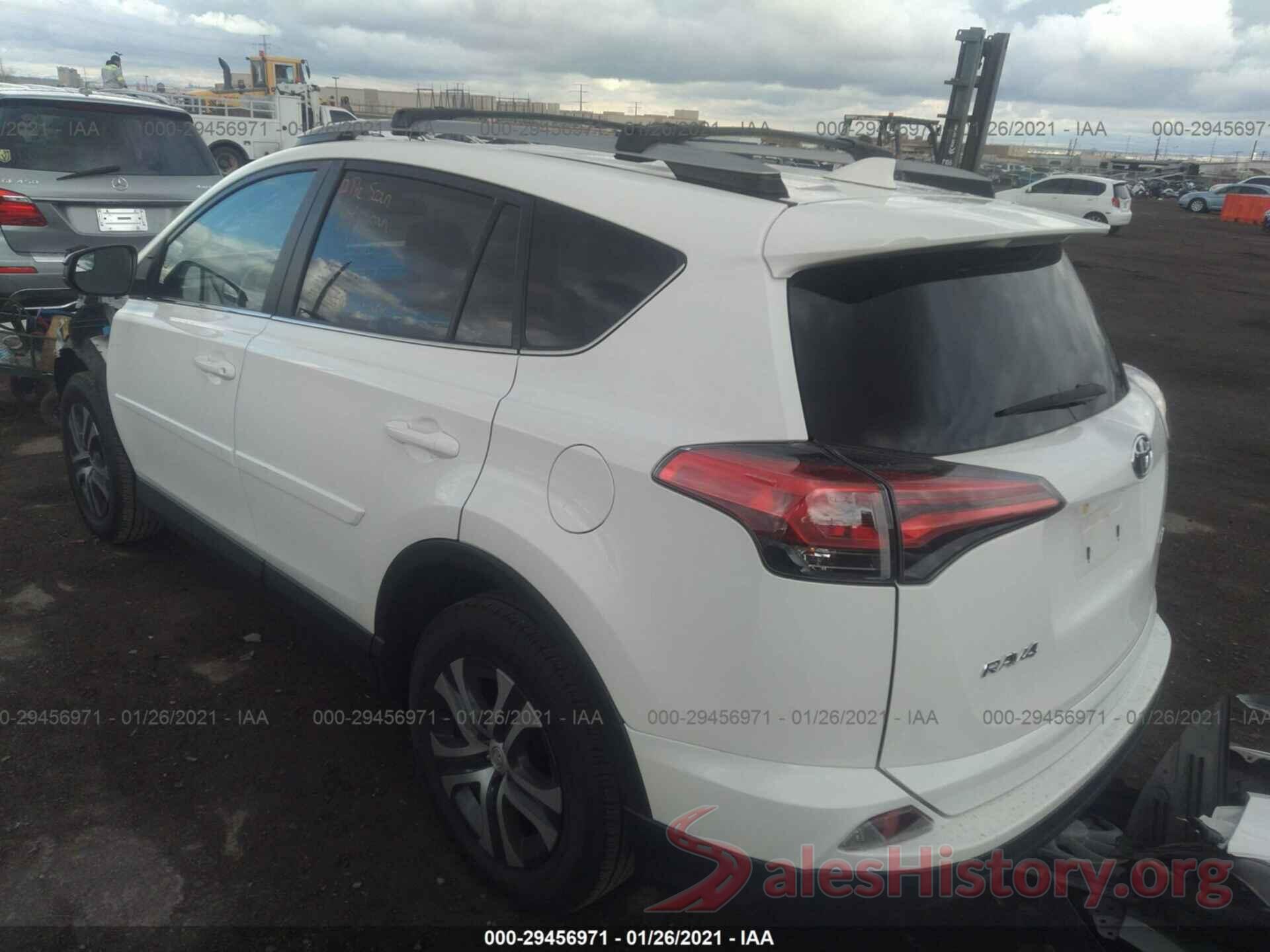 JTMZFREV5HJ720446 2017 TOYOTA RAV4