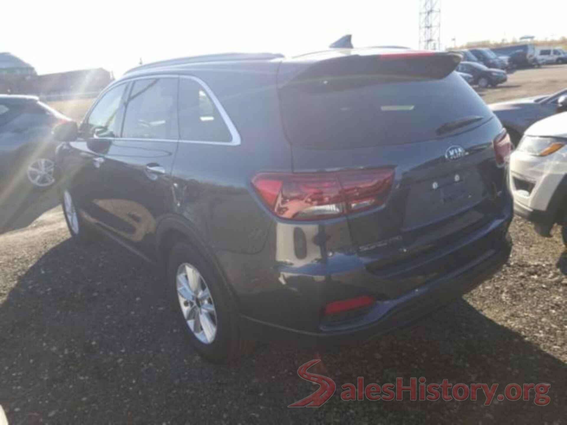 5XYPGDA34KG434414 2019 KIA SORENTO