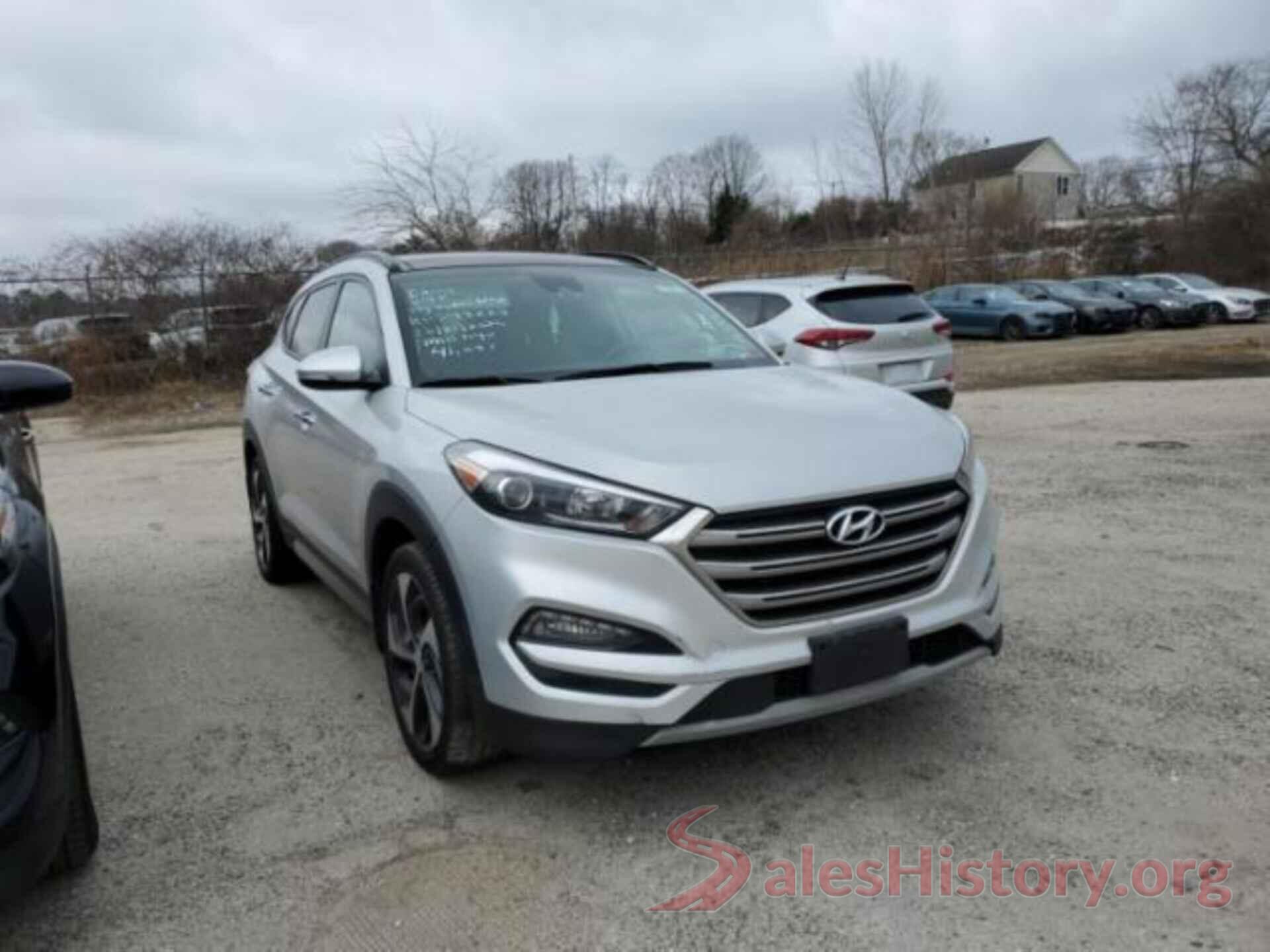 KM8J3CA22HU343227 2017 HYUNDAI TUCSON