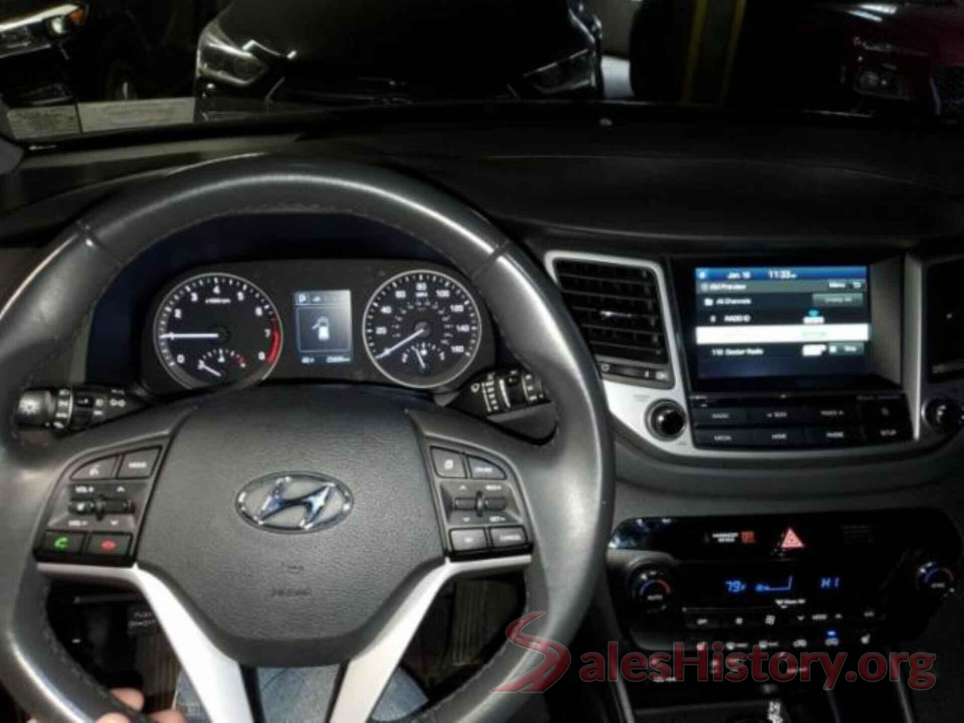 KM8J3CA23JU635703 2018 HYUNDAI TUCSON