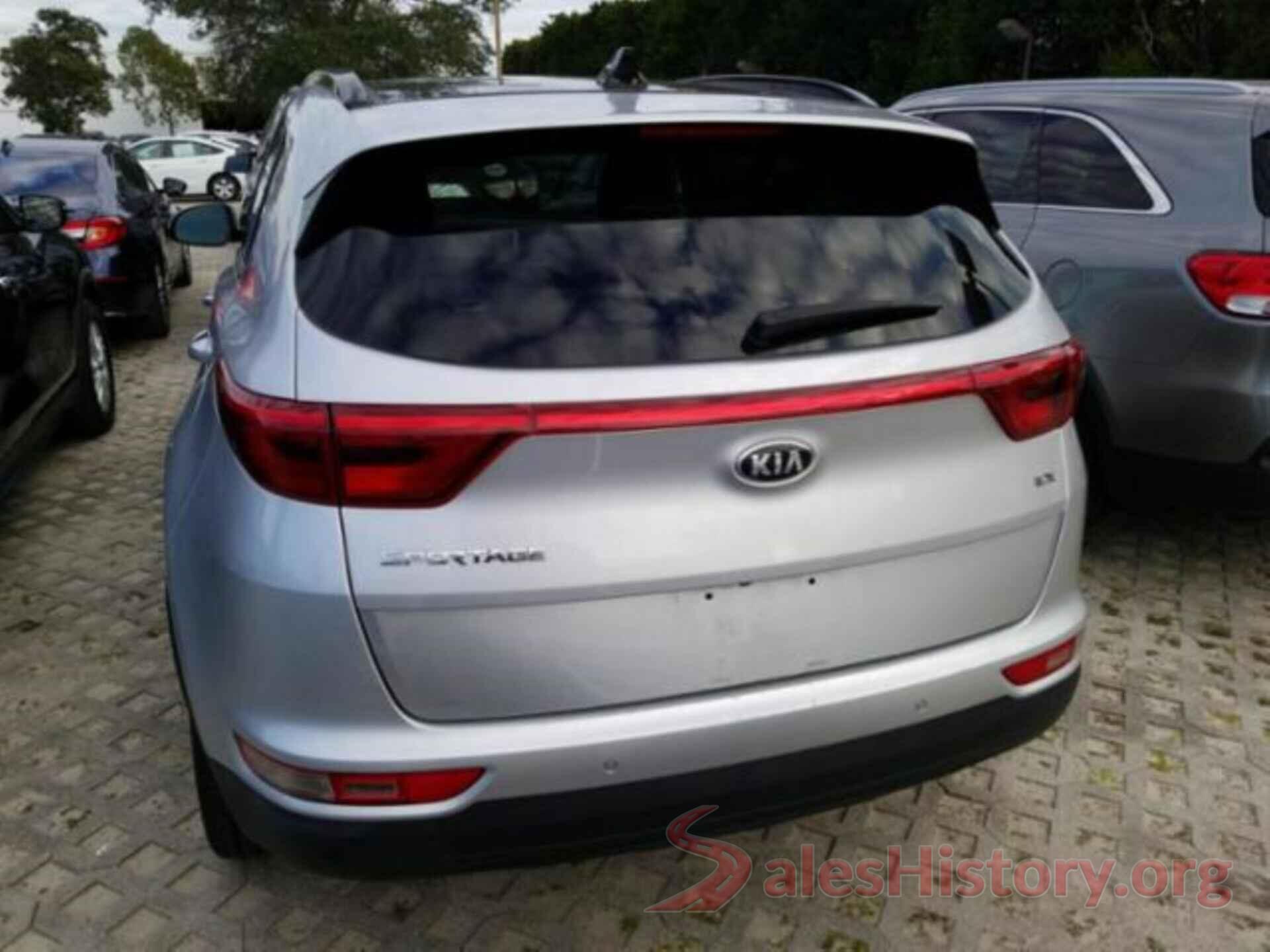 KNDPNCACXJ7369984 2018 KIA SPORTAGE