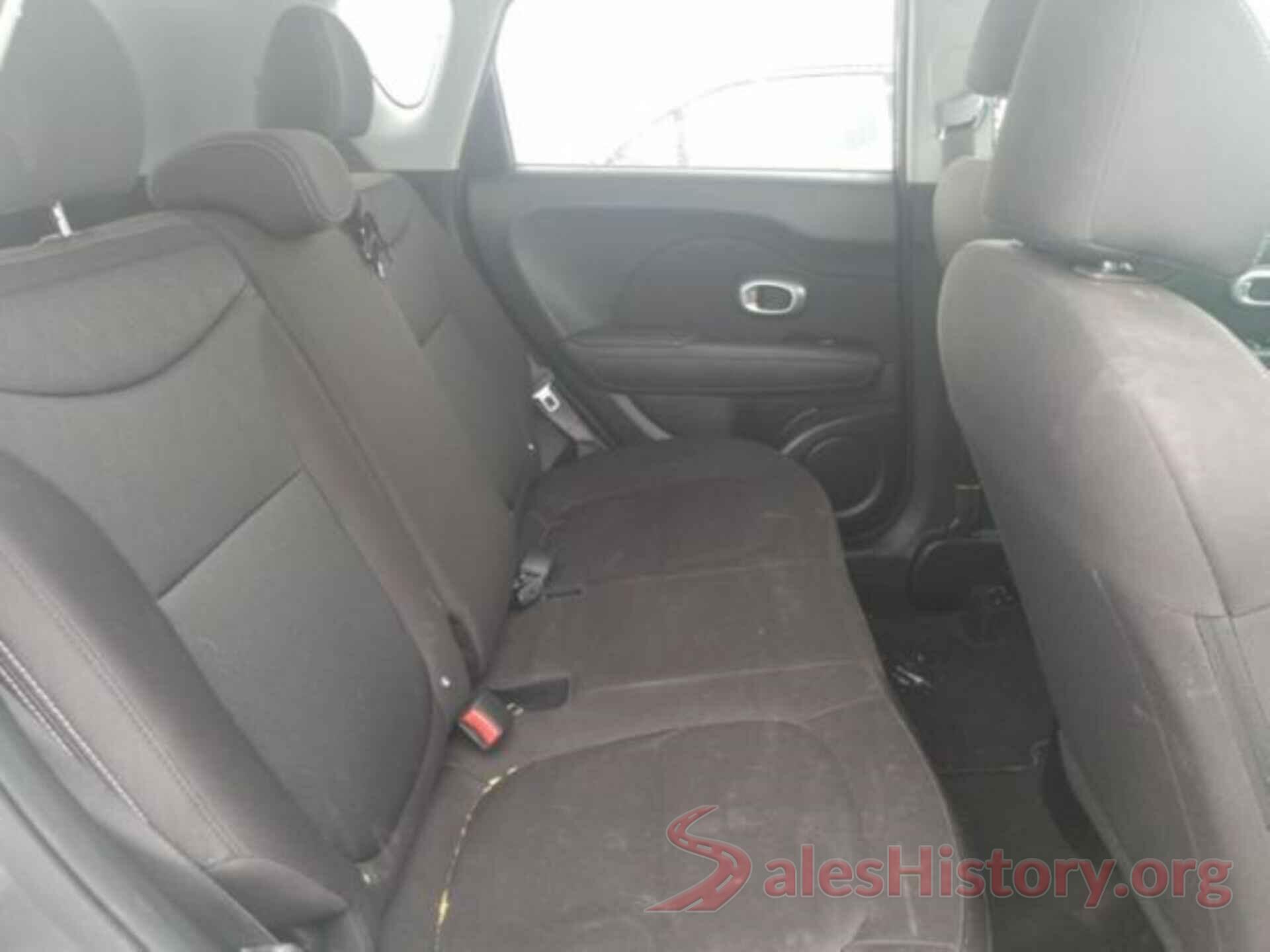 KNDJN2A23J7535608 2018 KIA SOUL