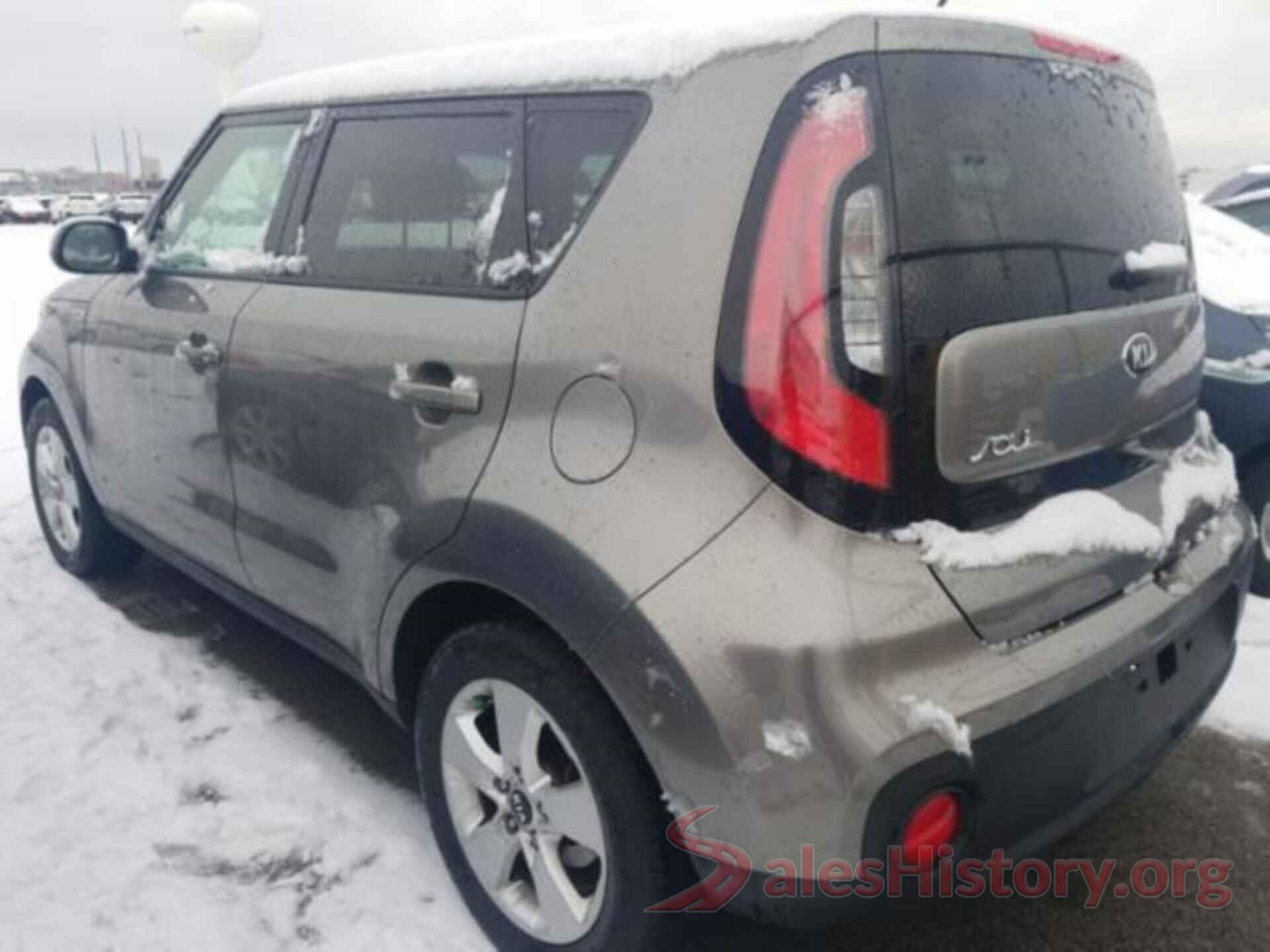 KNDJN2A23J7535608 2018 KIA SOUL