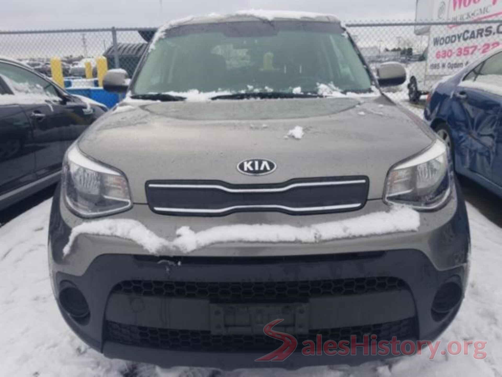 KNDJN2A23J7535608 2018 KIA SOUL