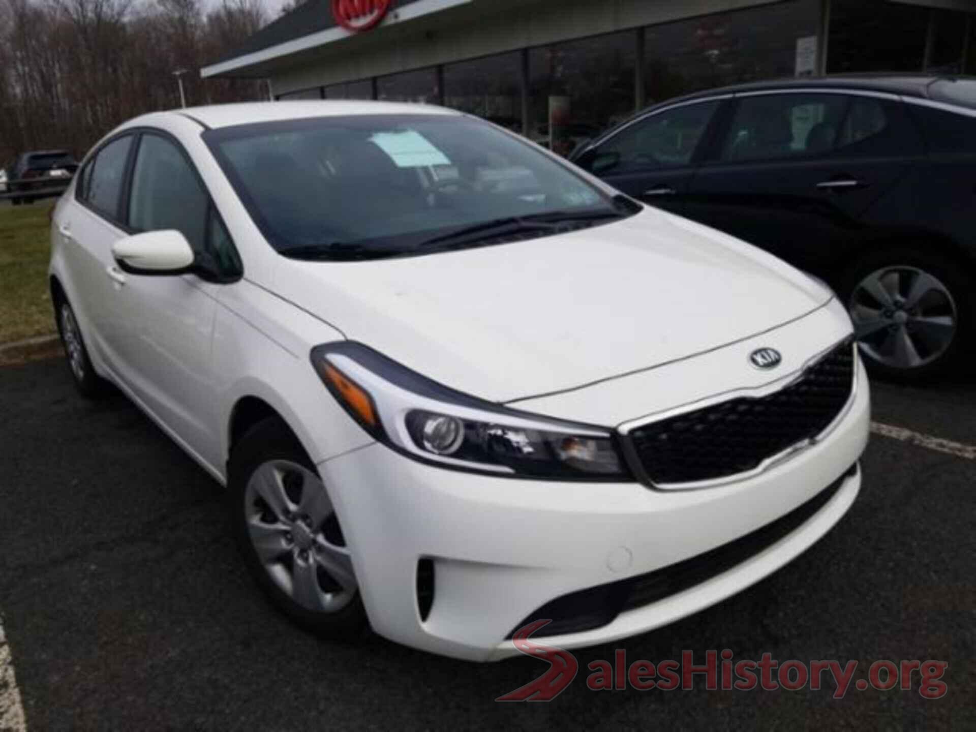 3KPFK4A7XHE161045 2017 KIA FORTE