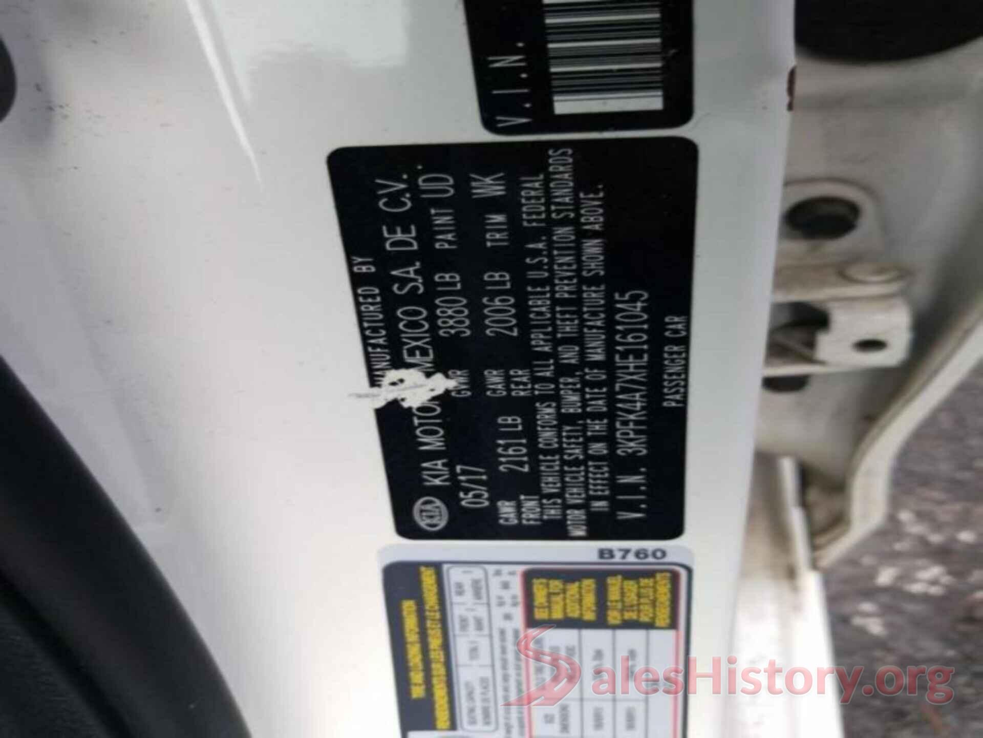 3KPFK4A7XHE161045 2017 KIA FORTE