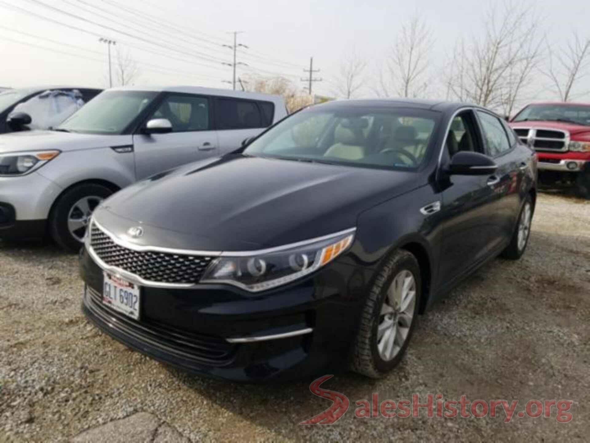 5XXGU4L37HG151962 2017 KIA OPTIMA