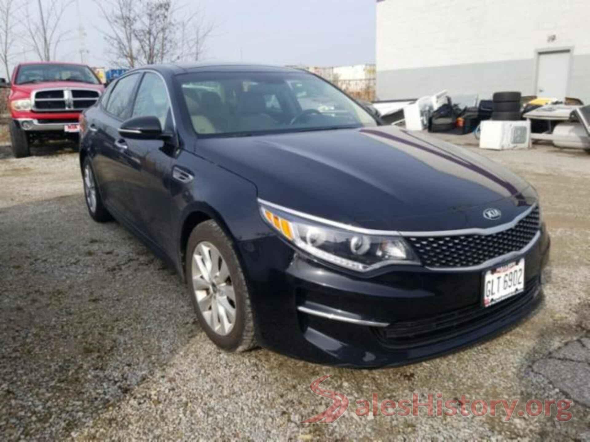 5XXGU4L37HG151962 2017 KIA OPTIMA