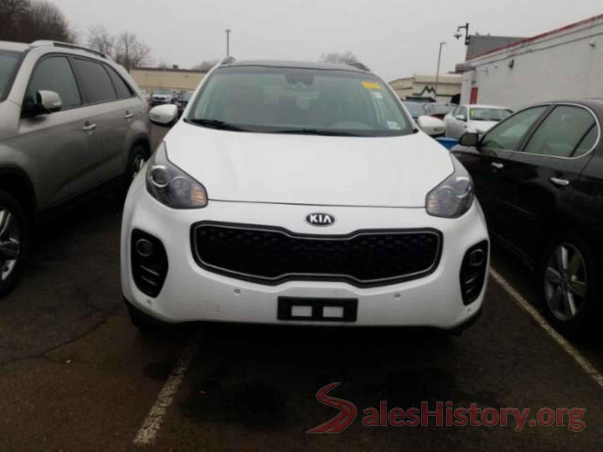 KNDPNCAC5J7406262 2018 KIA SPORTAGE