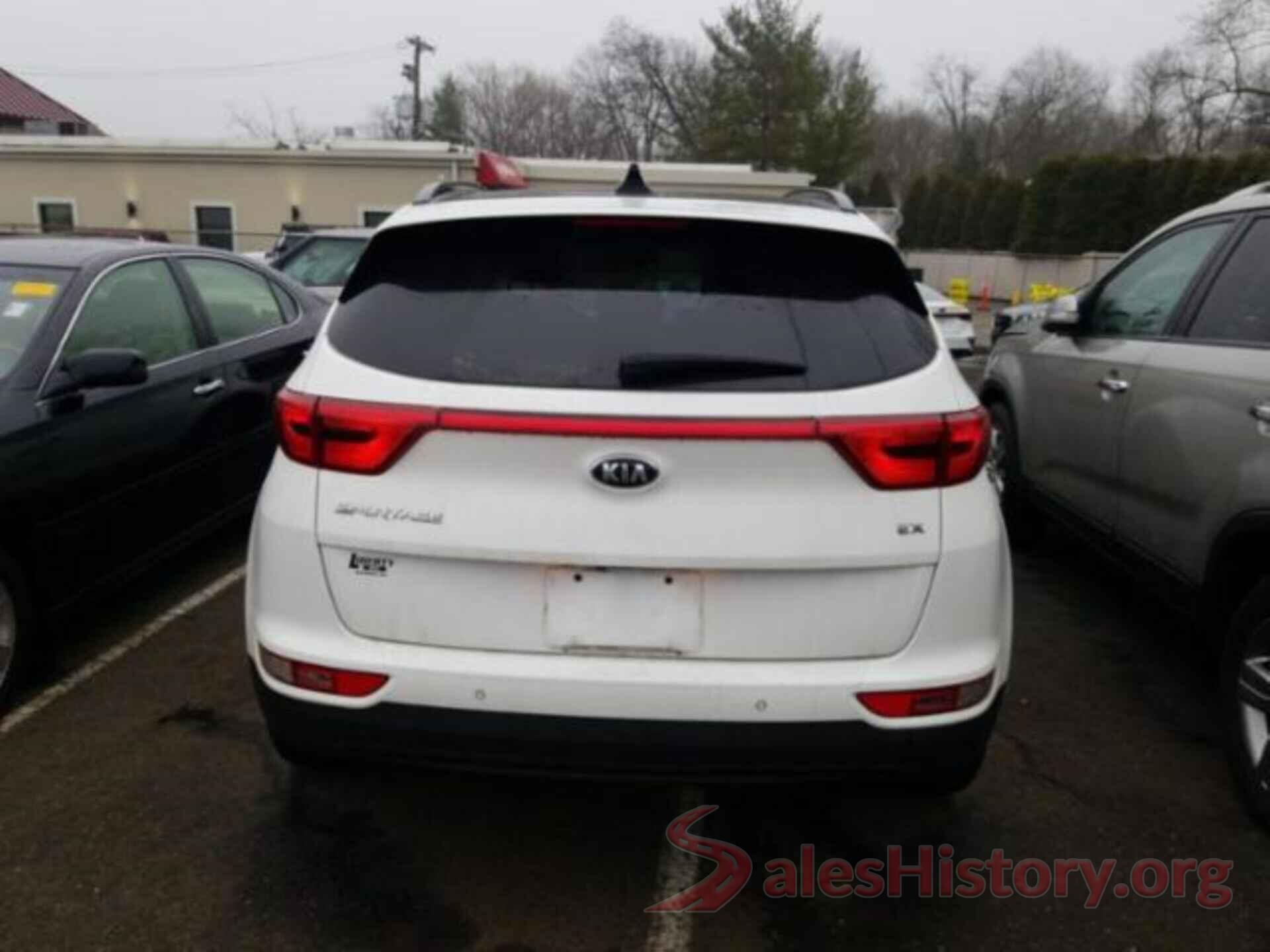 KNDPNCAC5J7406262 2018 KIA SPORTAGE