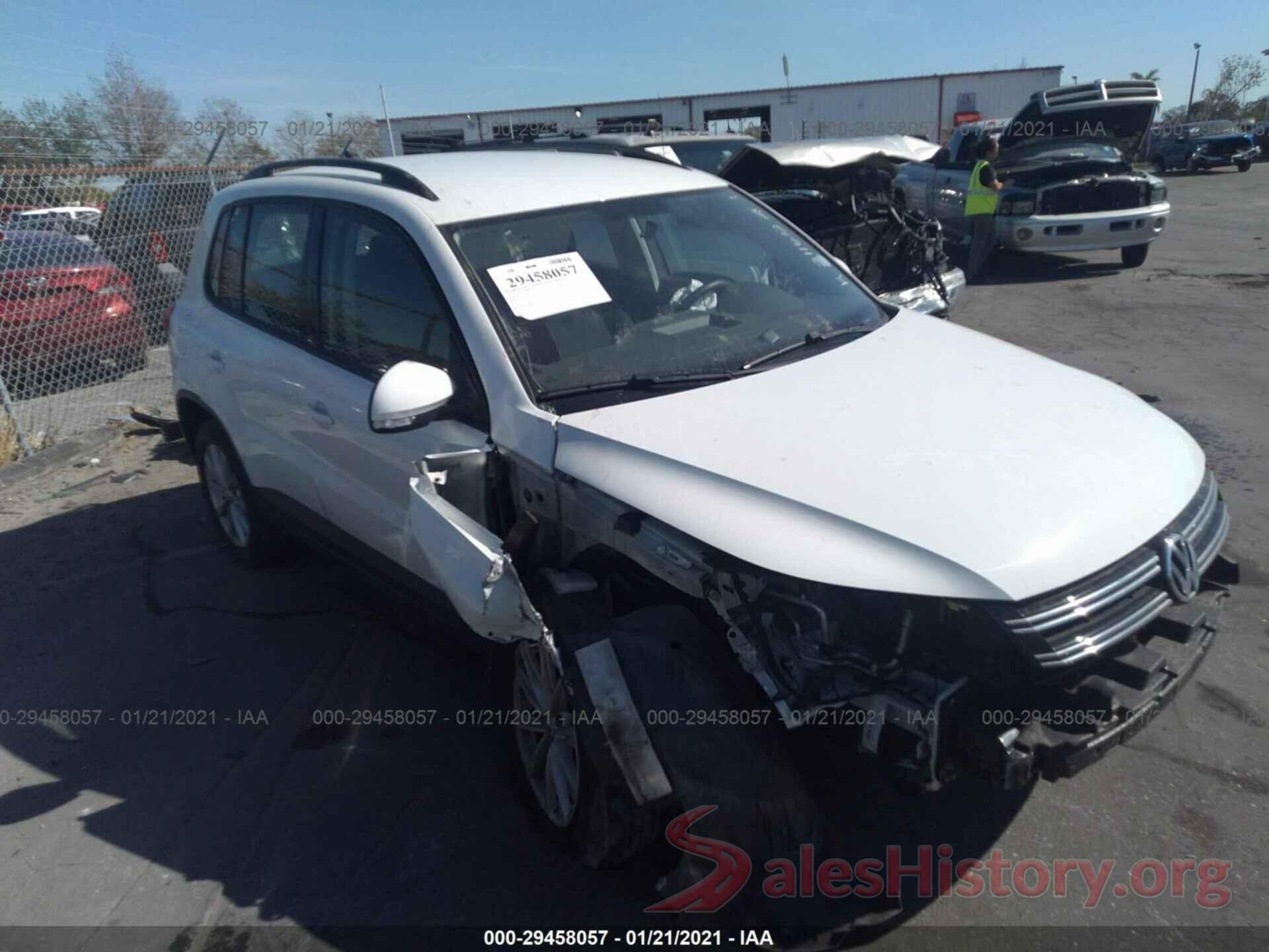 WVGAV7AX6HK044171 2017 VOLKSWAGEN TIGUAN