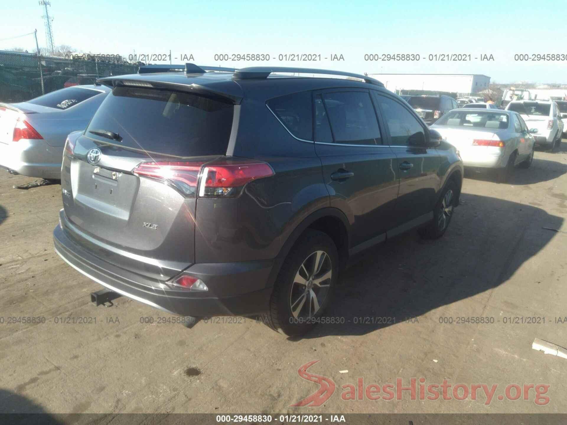 2T3WFREV9JW467562 2018 TOYOTA RAV4