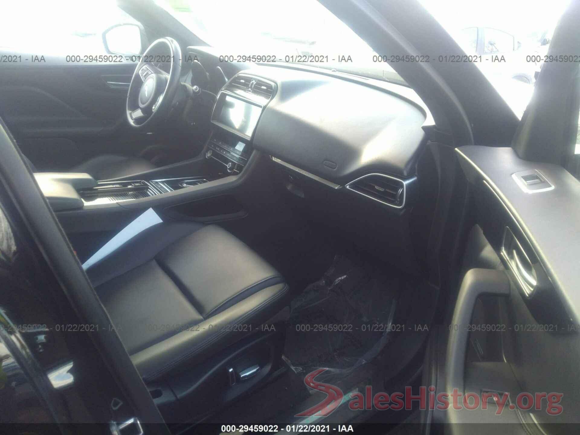 SADCJ2FX4KA602038 2019 JAGUAR F-PACE