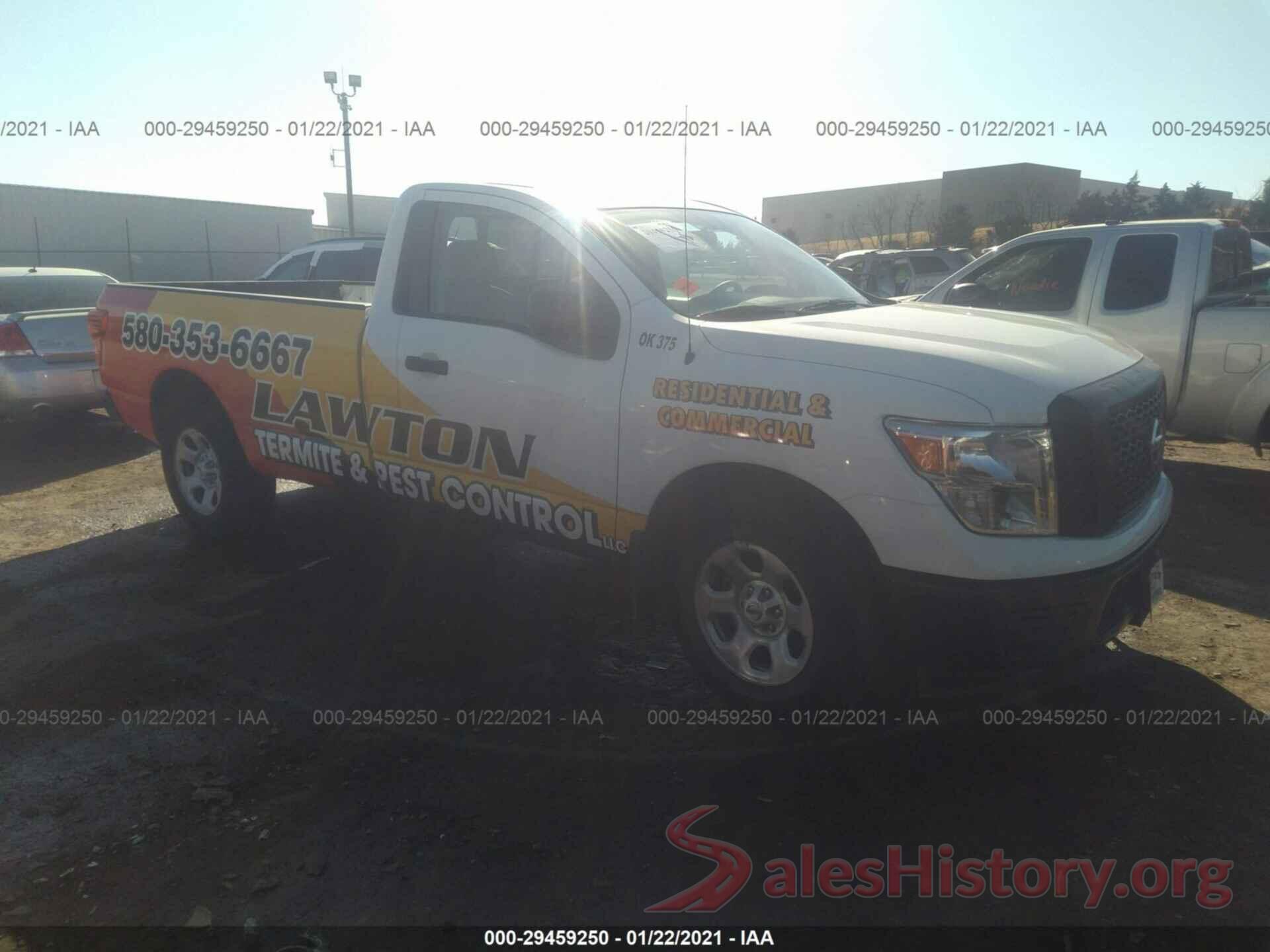 1N6AA1R7XHN568159 2017 NISSAN TITAN