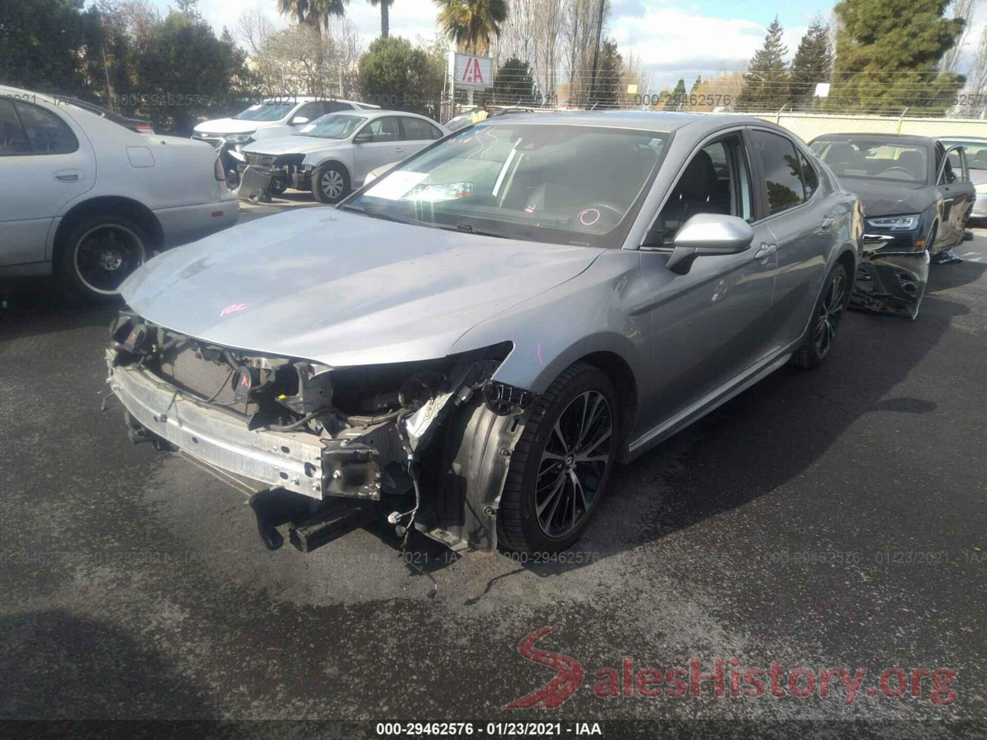 4T1B11HK2KU689595 2019 TOYOTA CAMRY