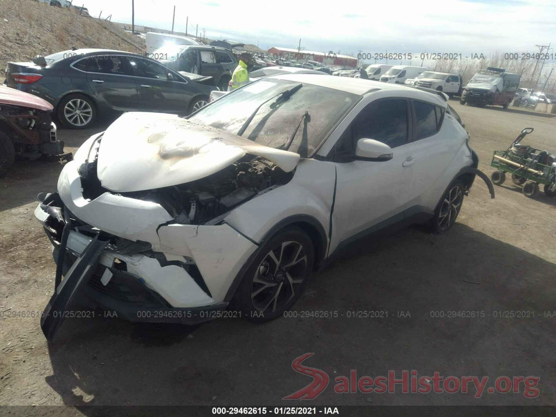 NMTKHMBX7JR016325 2018 TOYOTA C-HR