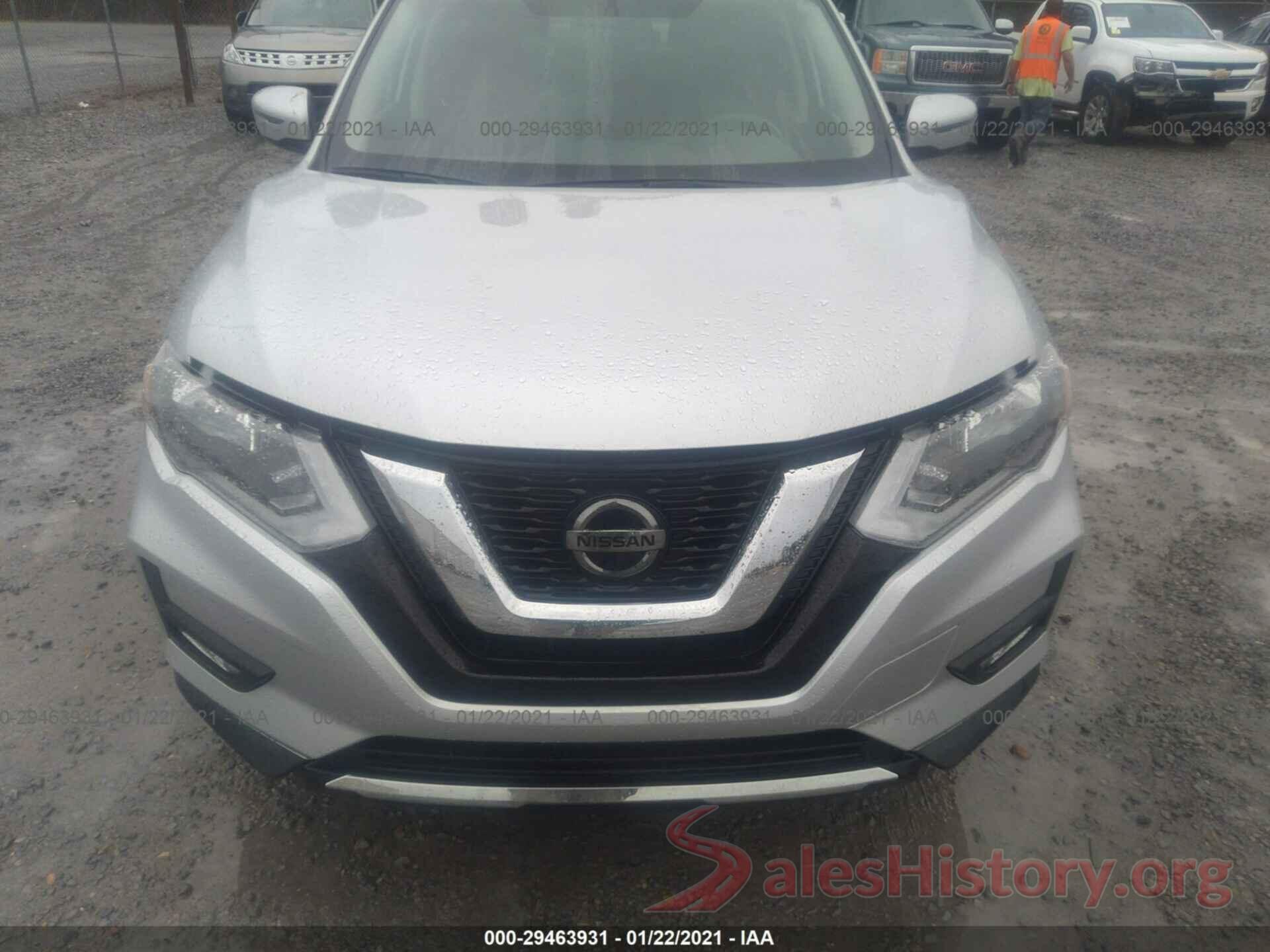 JN8AT2MTXJW458952 2018 NISSAN ROGUE