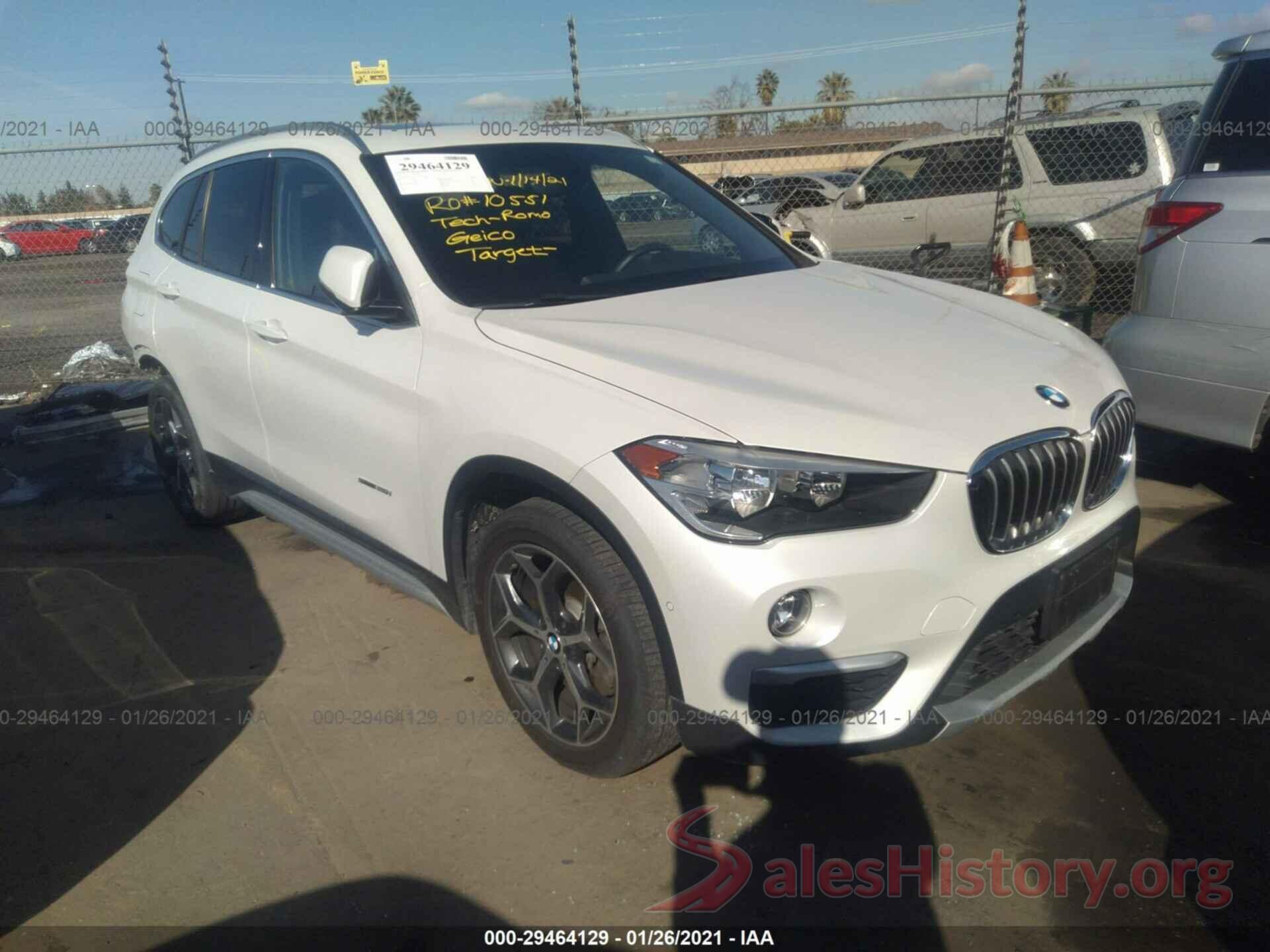 WBXHU7C38H5H34976 2017 BMW X1