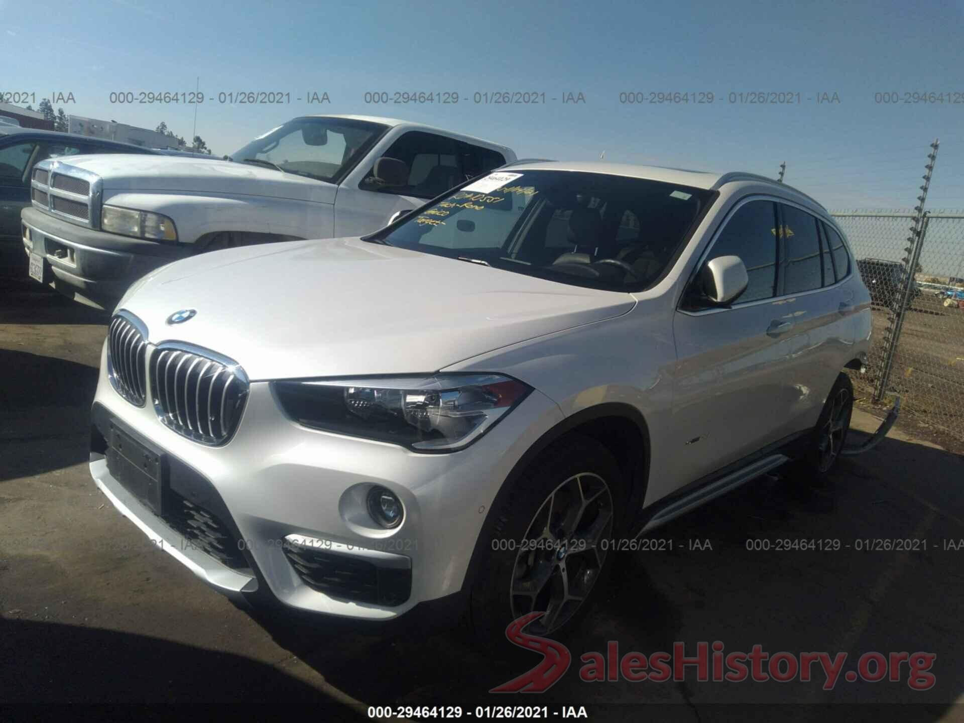 WBXHU7C38H5H34976 2017 BMW X1