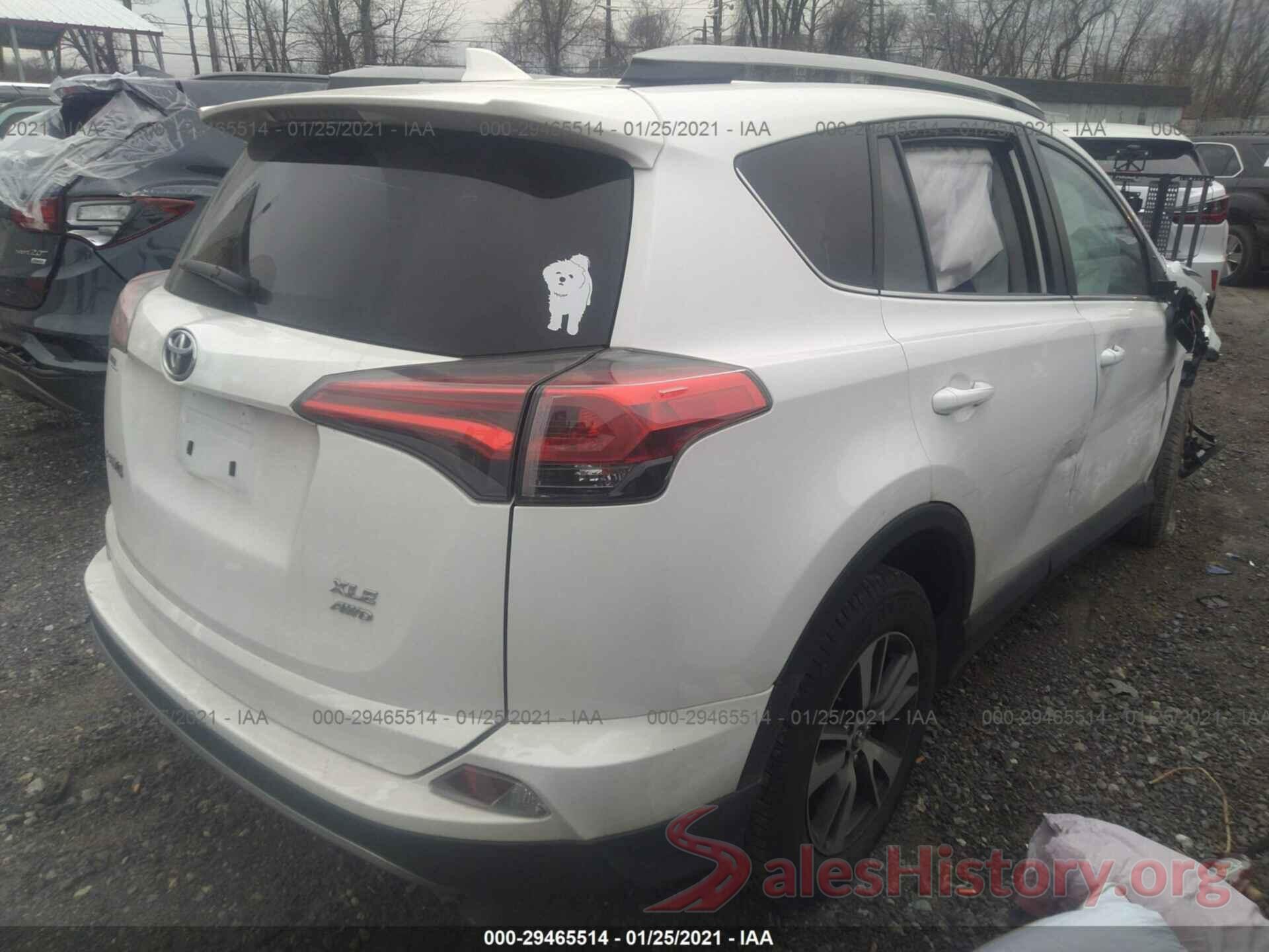 2T3RFREV3JW845890 2018 TOYOTA RAV4