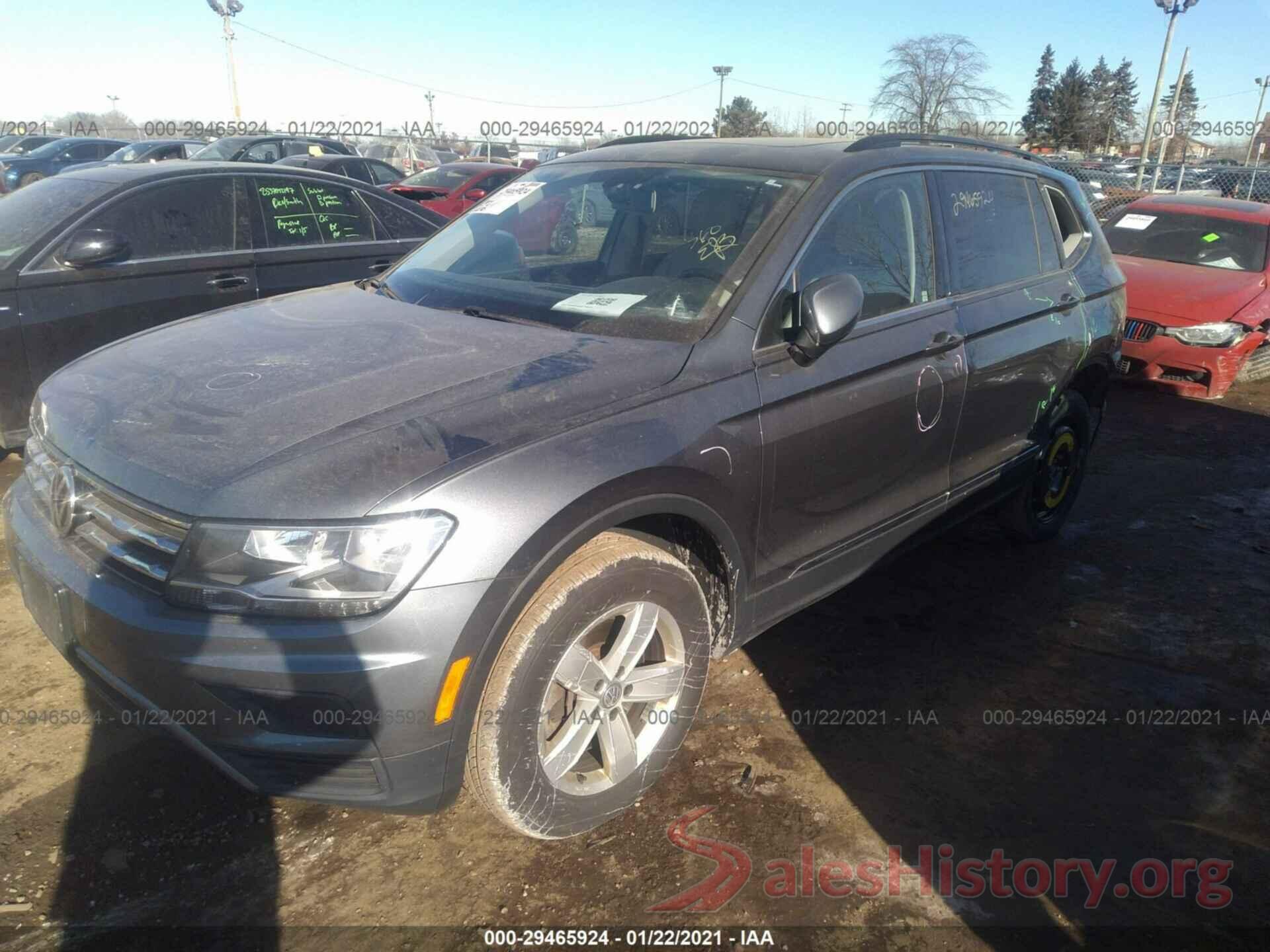 3VV2B7AX0JM050498 2018 VOLKSWAGEN TIGUAN