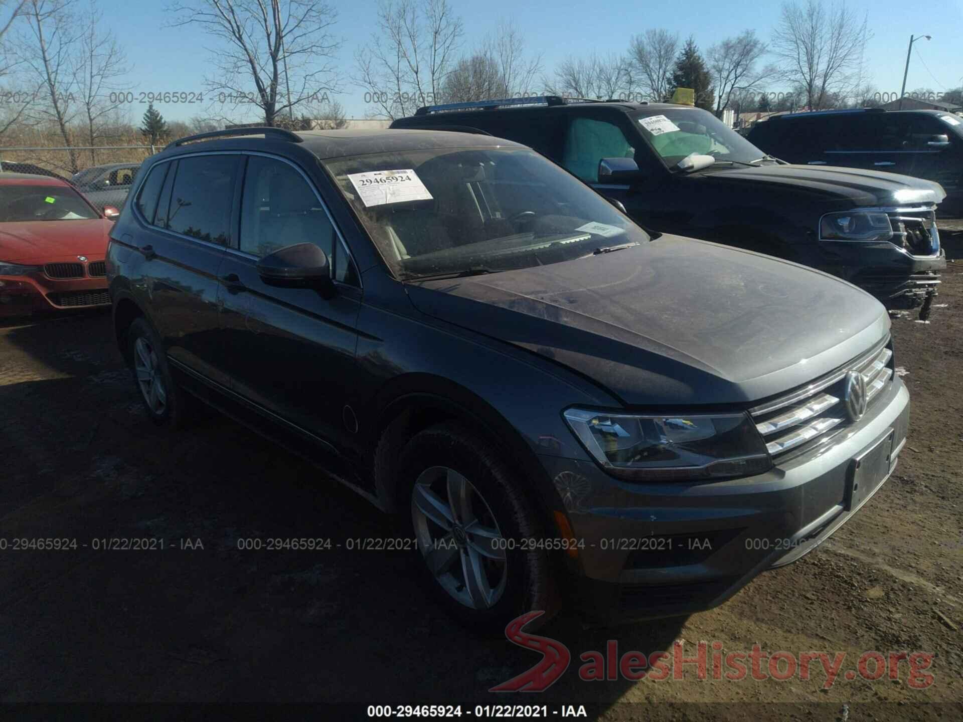 3VV2B7AX0JM050498 2018 VOLKSWAGEN TIGUAN