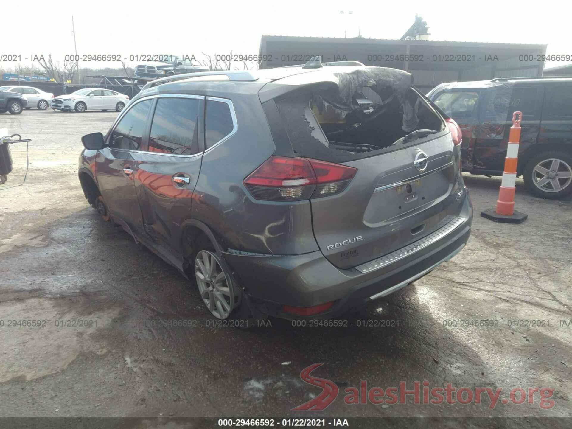 KNMAT2MT1HP610066 2017 NISSAN ROGUE