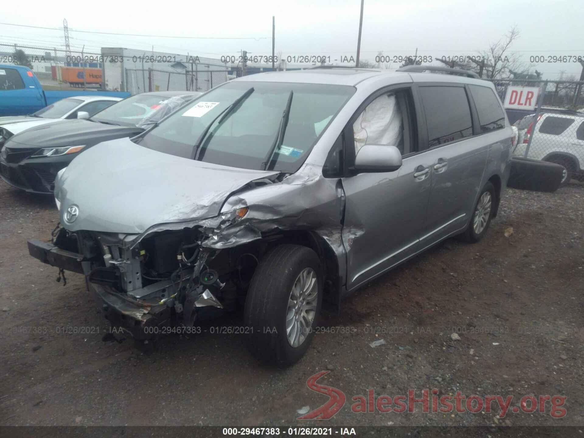 5TDYZ3DC5HS887604 2017 TOYOTA SIENNA