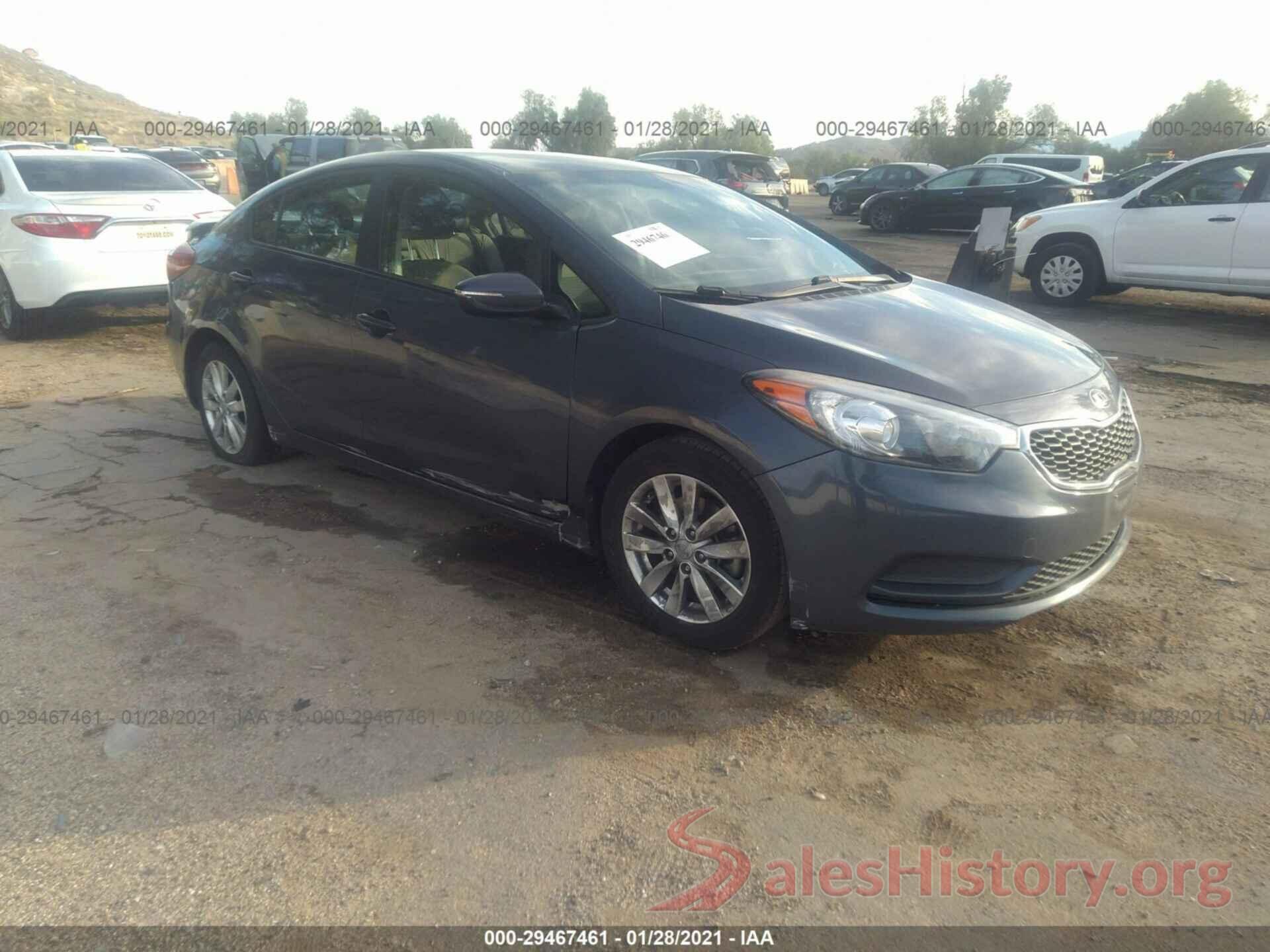 KNAFX4A68G5560147 2016 KIA FORTE