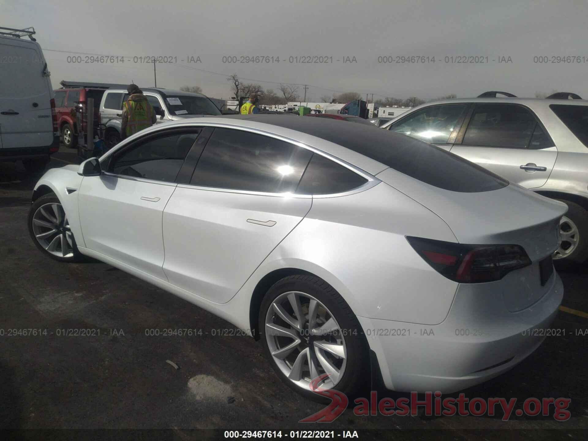 5YJ3E1EB5LF667277 2020 TESLA MODEL 3