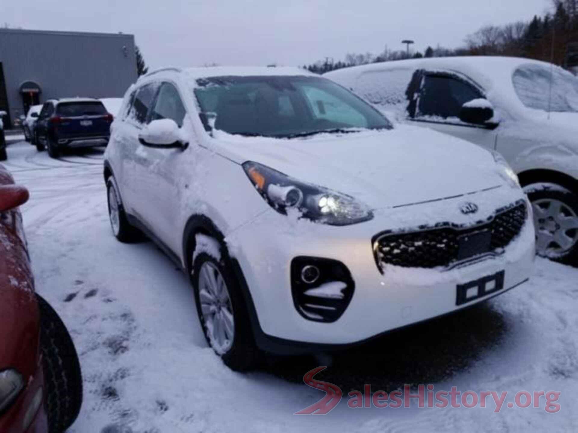 KNDPMCAC7J7418075 2018 KIA SPORTAGE