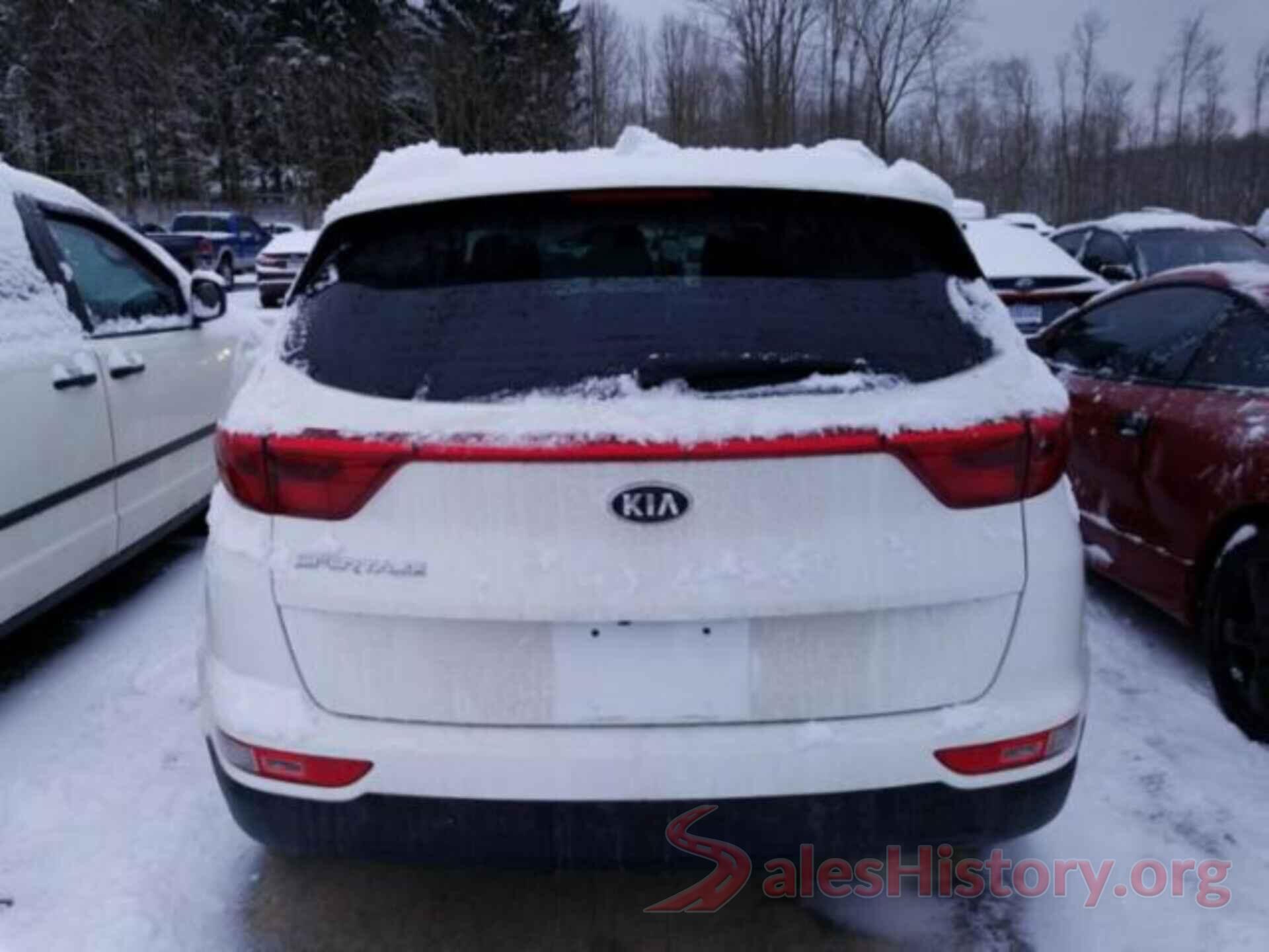 KNDPMCAC7J7418075 2018 KIA SPORTAGE