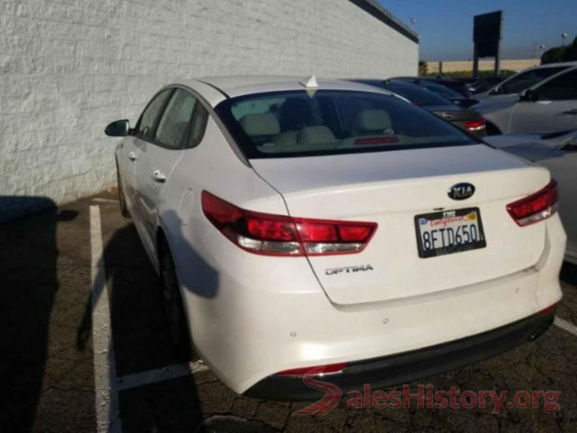 5XXGT4L39JG265907 2018 KIA OPTIMA