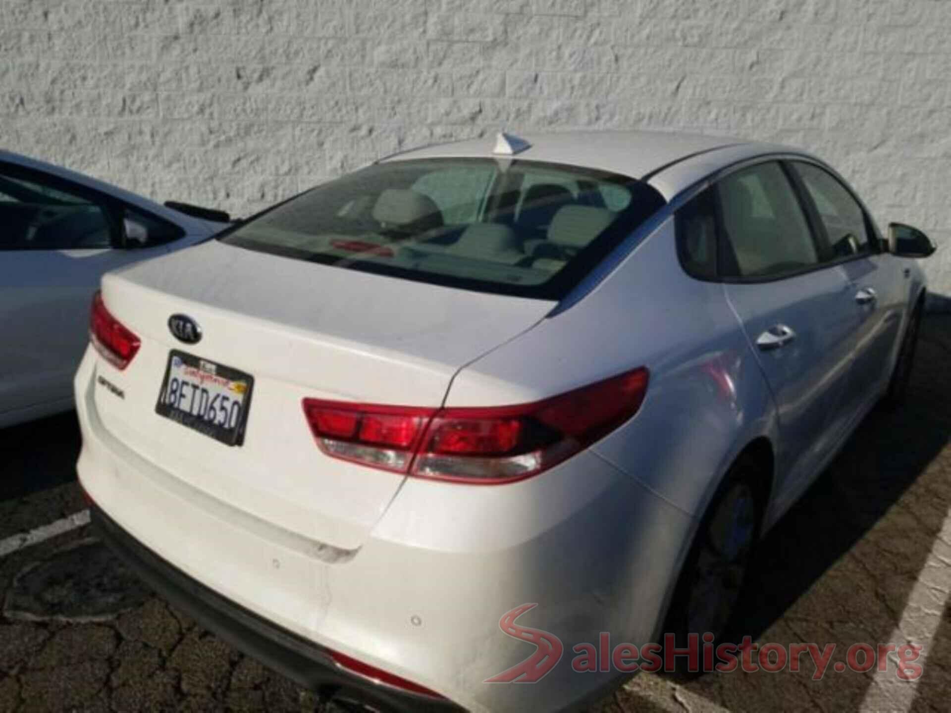 5XXGT4L39JG265907 2018 KIA OPTIMA