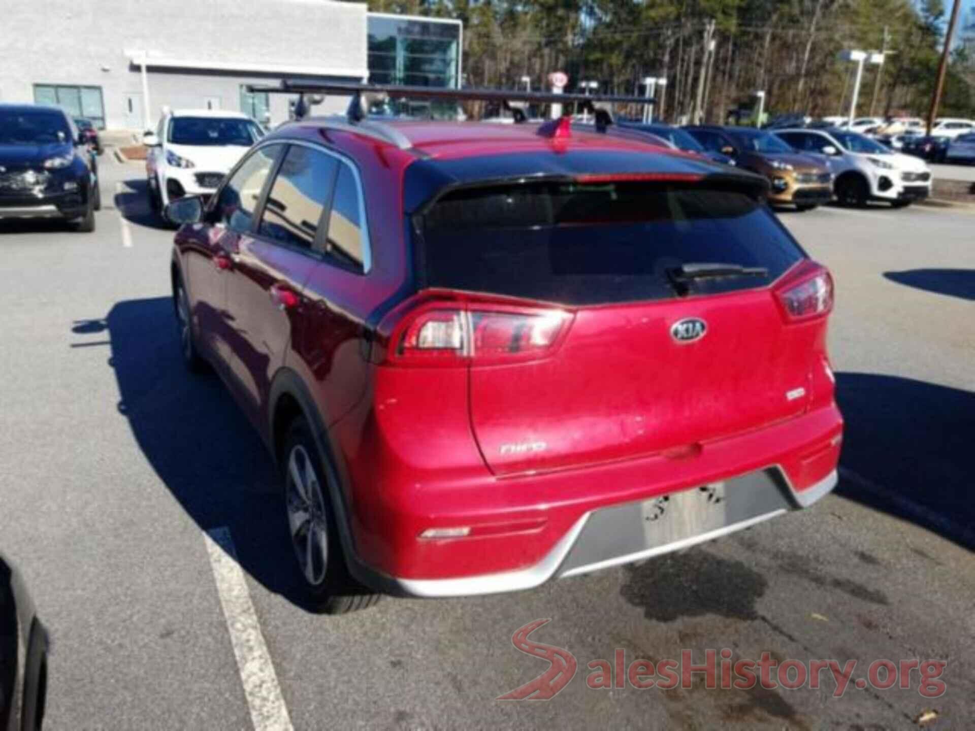 KNDCC3LC2J5142222 2018 KIA NIRO