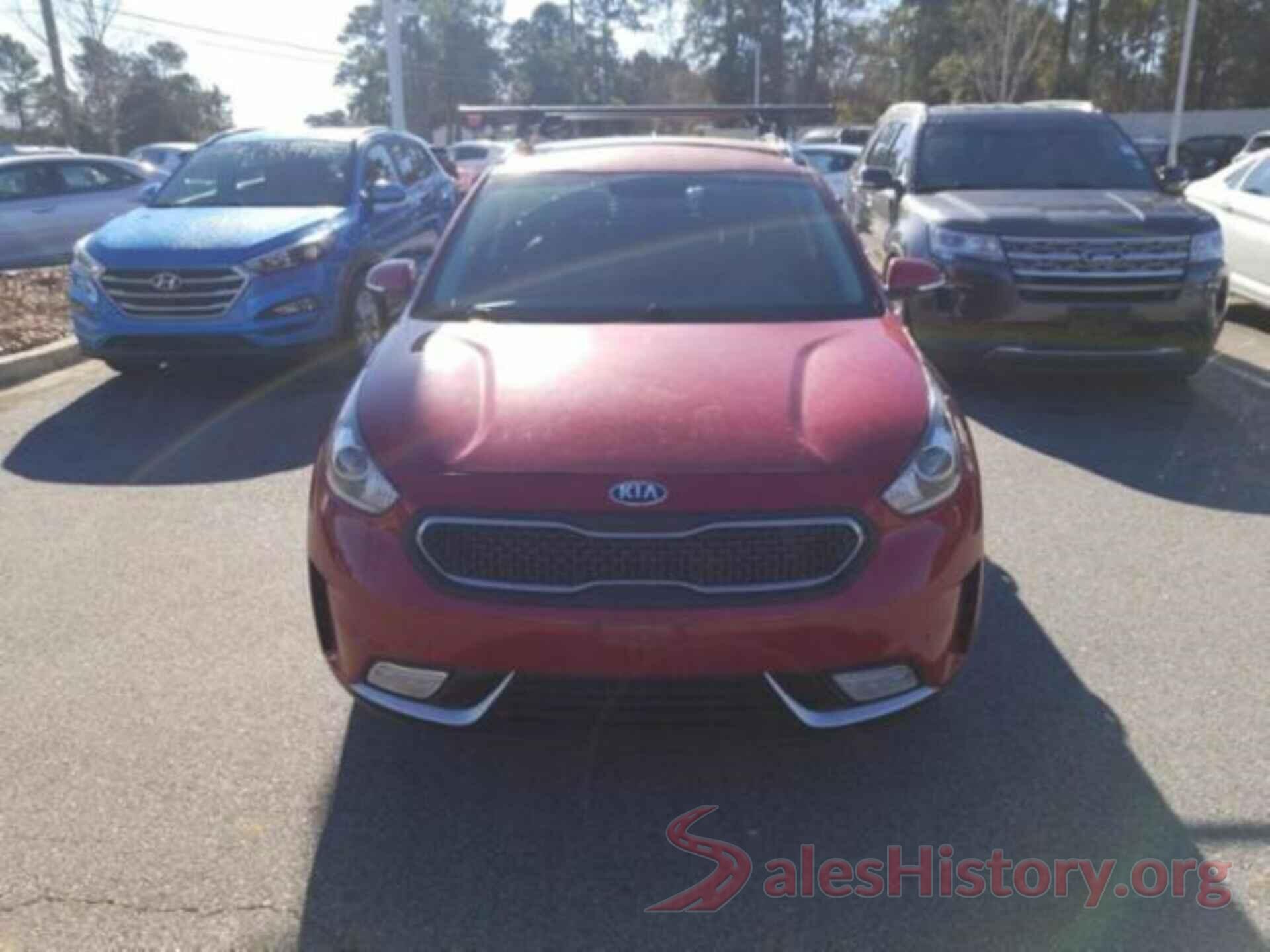 KNDCC3LC2J5142222 2018 KIA NIRO